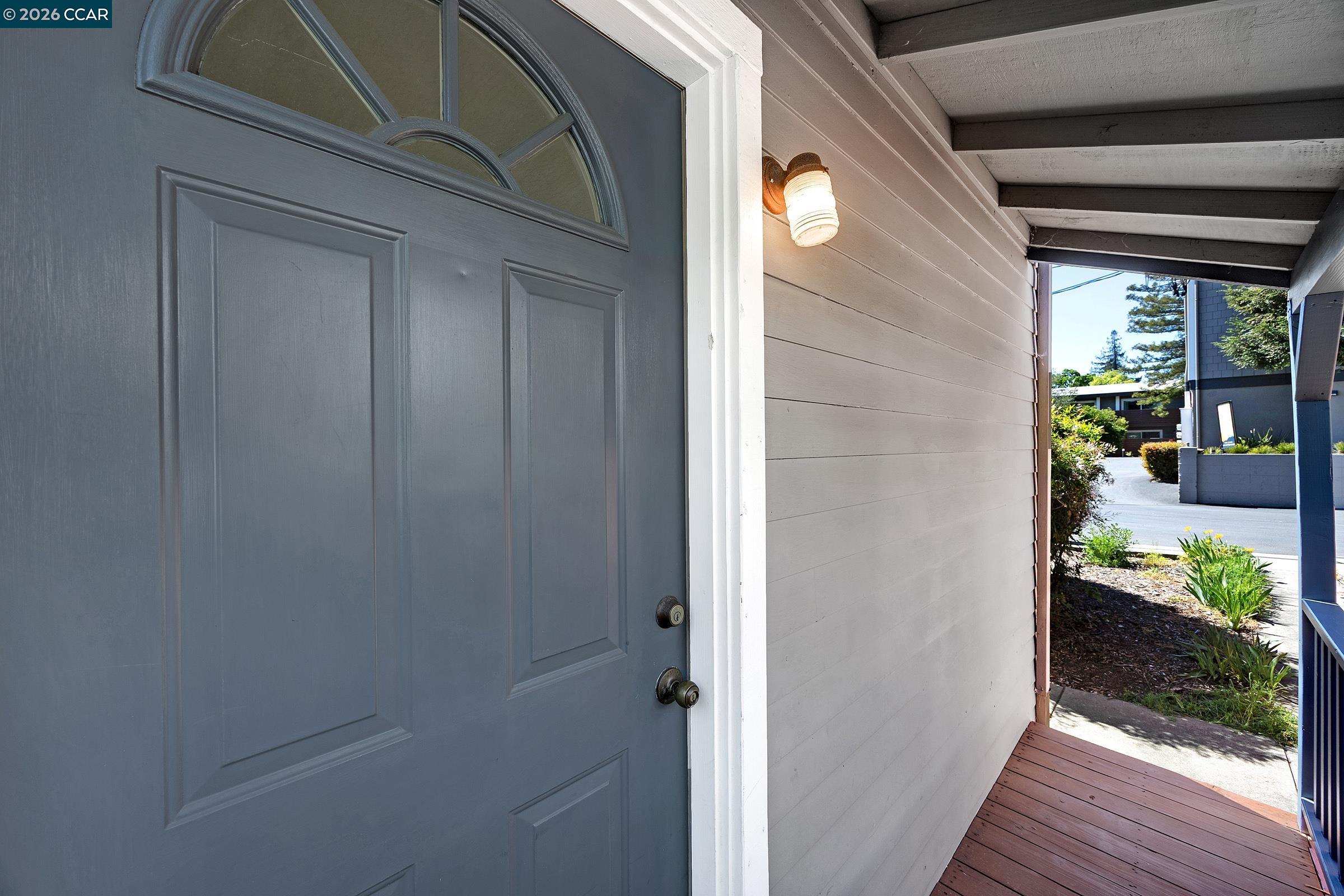 Detail Gallery Image 4 of 41 For 940 East St, Lafayette,  CA 94549 - – Beds | – Baths