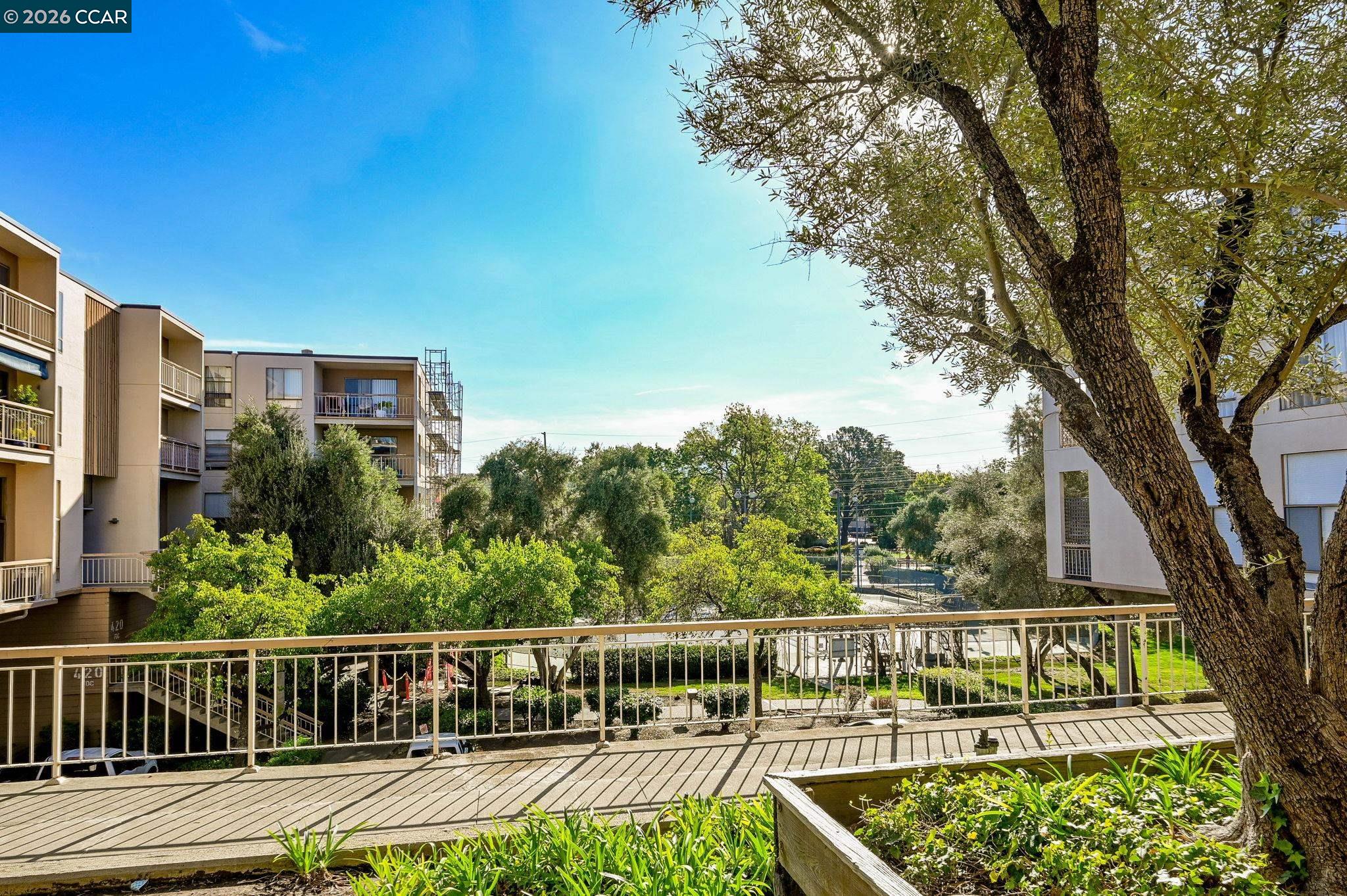 Photo #18: 41127853 Listing: Photo #18