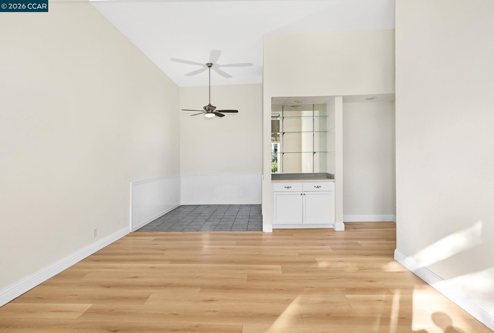 Photo #4: 41127853 Listing: Photo #4