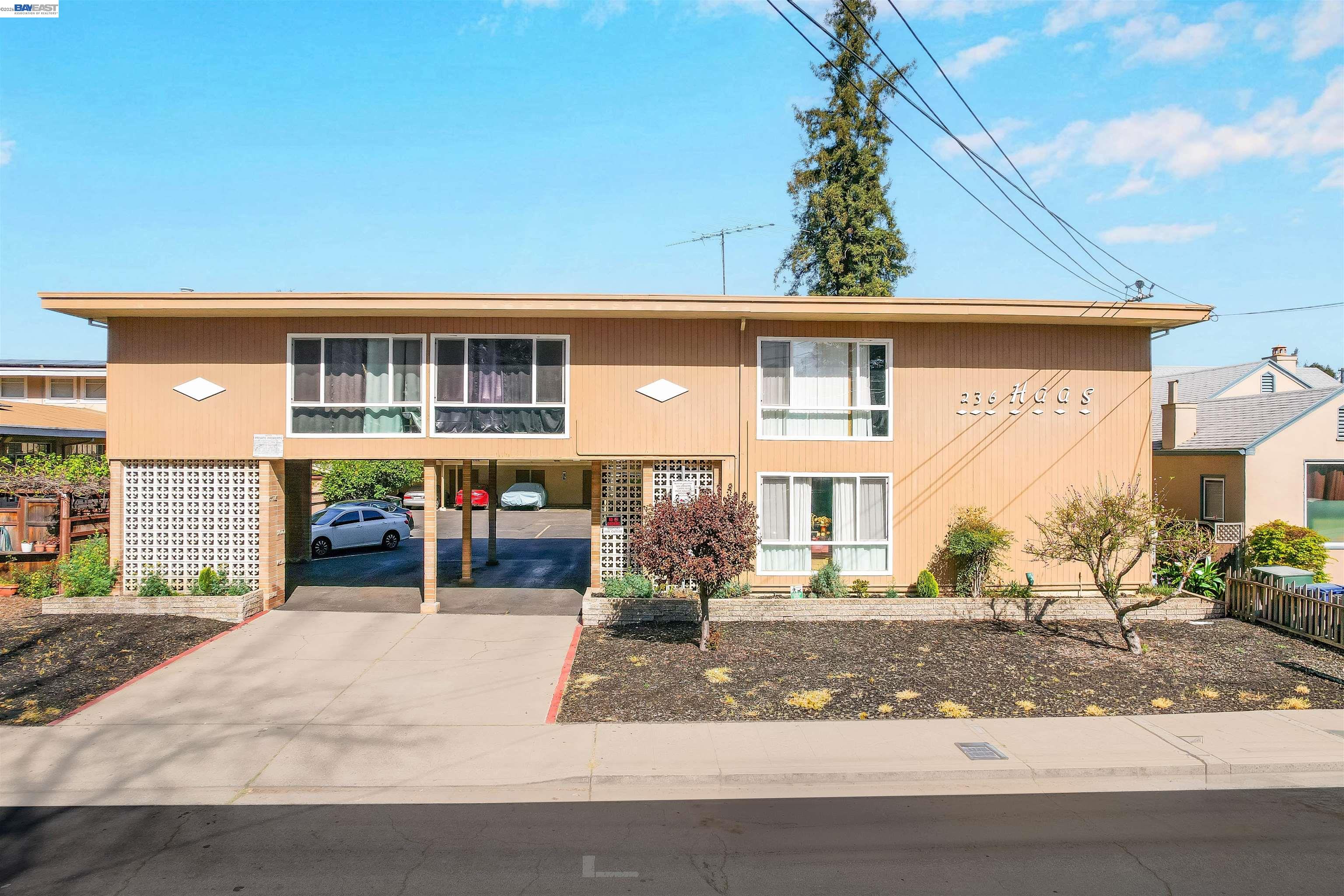 Detail Gallery Image 4 of 54 For 236 Haas Ave, San Leandro,  CA 94577 - – Beds | – Baths