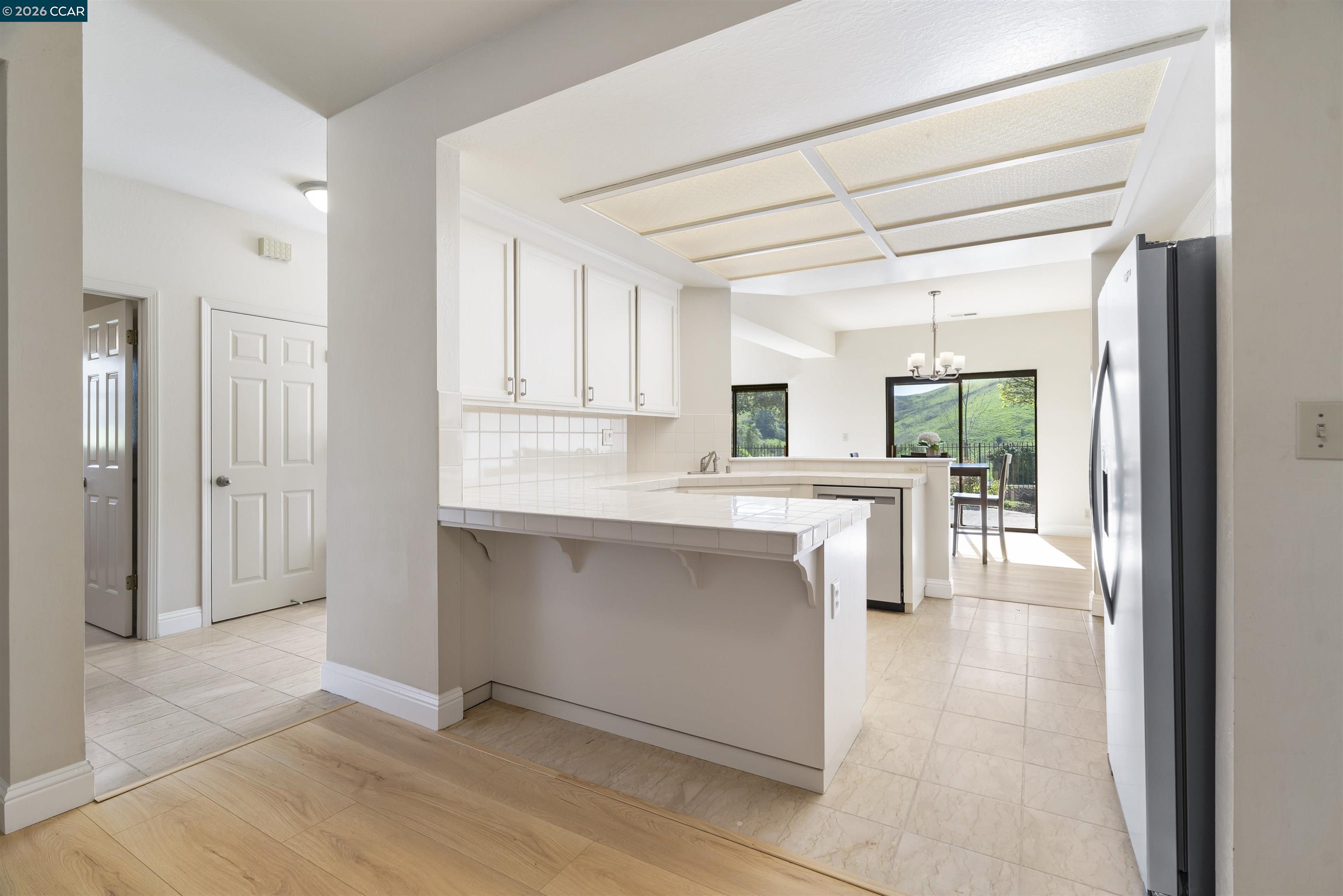 Detail Gallery Image 3 of 57 For 360 S Eagle Nest Lane, Danville,  CA 94506 - 3 Beds | 2/1 Baths