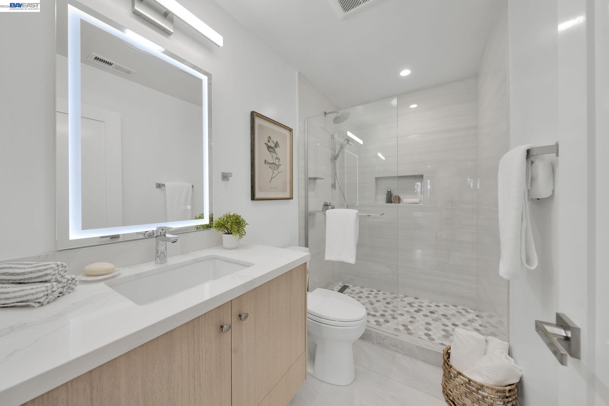 Detail Gallery Image 10 of 28 For 90 Upper Briar Road, Kentfield,  CA 94904 - 4 Beds | 3 Baths