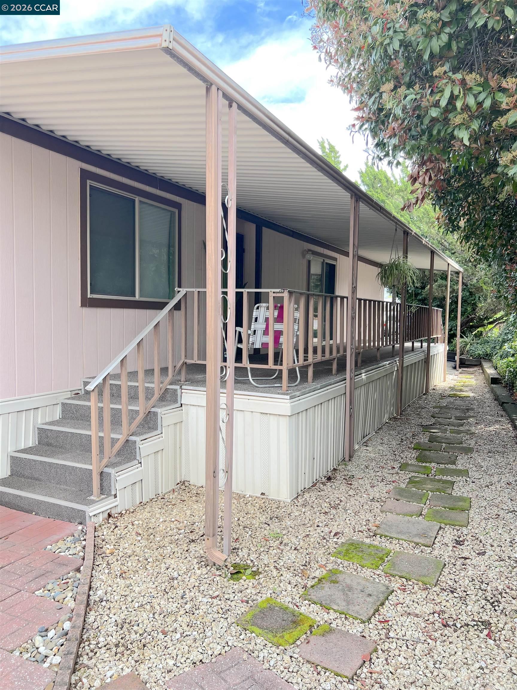 Detail Gallery Image 30 of 39 For 198 Kona Cir #198,  Pittsburg,  CA 94565 - 3 Beds | 2 Baths