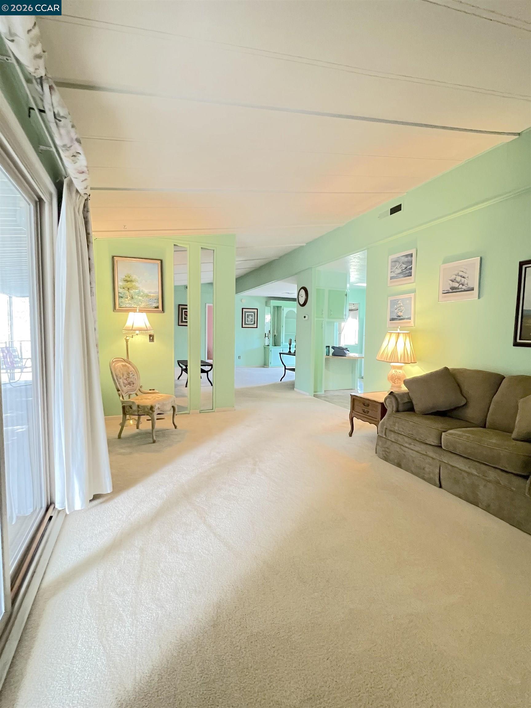 Detail Gallery Image 5 of 39 For 198 Kona Cir #198,  Pittsburg,  CA 94565 - 3 Beds | 2 Baths