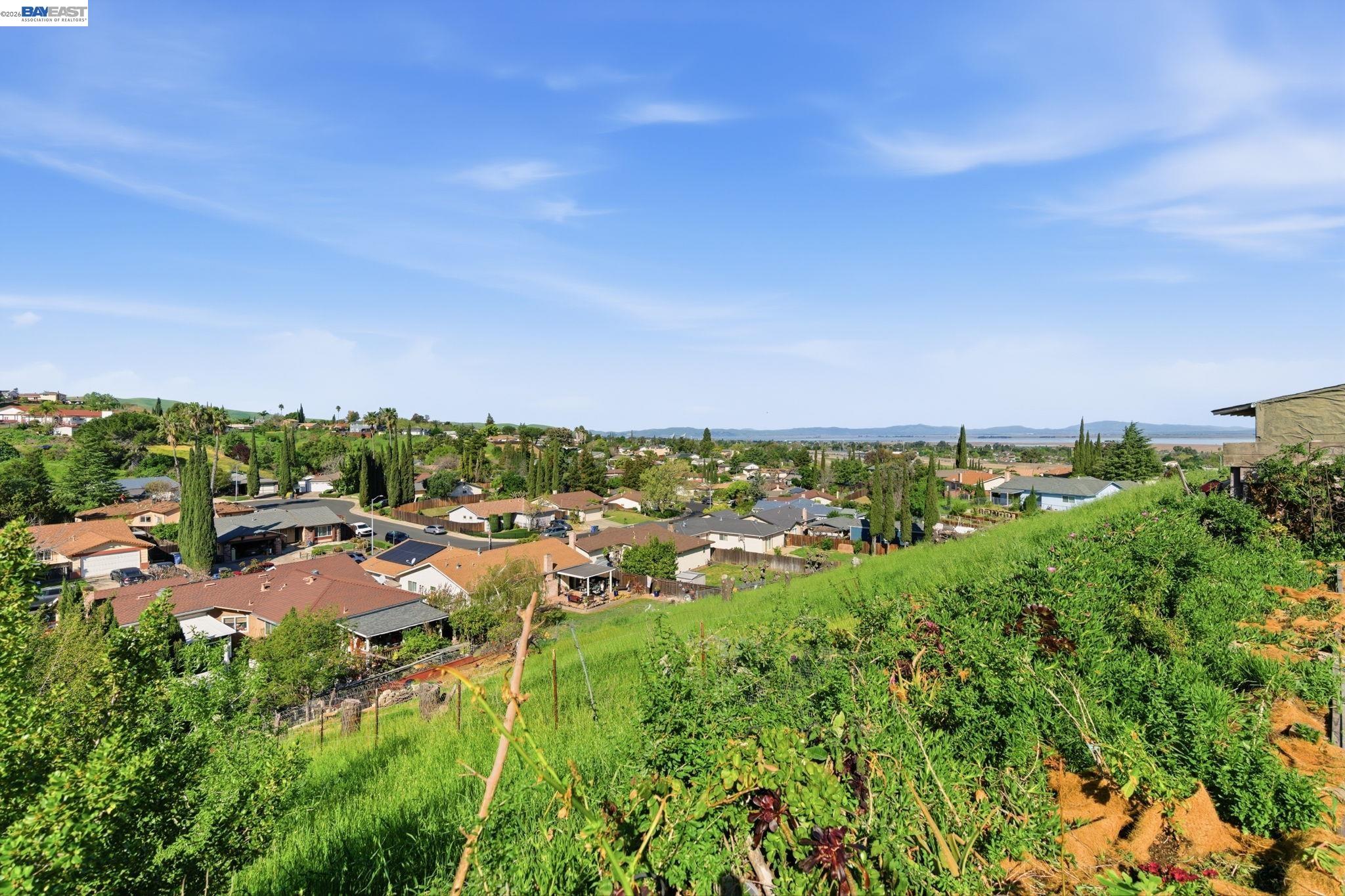 Detail Gallery Image 40 of 60 For 2222 Carmel Ct, Pittsburg,  CA 94565 - 4 Beds | 2 Baths