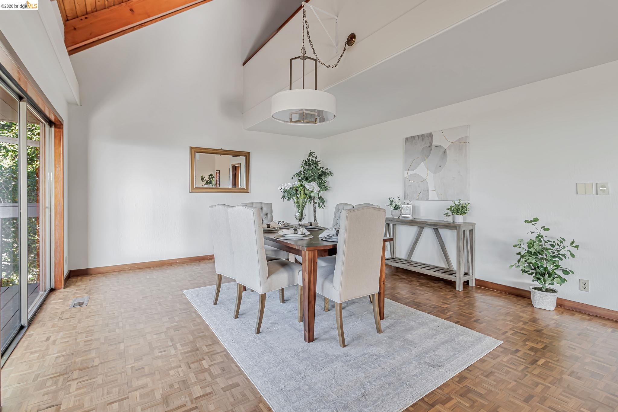 Detail Gallery Image 22 of 60 For 1518 Madera Ct, El Cerrito,  CA 94530-0112 - 5 Beds | 4/1 Baths