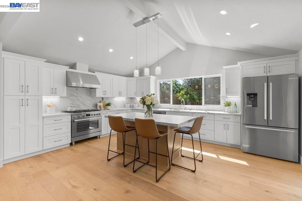 Detail Gallery Image 15 of 53 For 3161 Plymouth Road, Lafayette,  CA 94549 - 3 Beds | 3 Baths