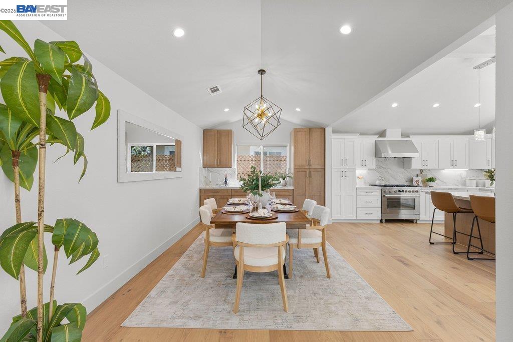 Detail Gallery Image 21 of 53 For 3161 Plymouth Road, Lafayette,  CA 94549 - 3 Beds | 3 Baths