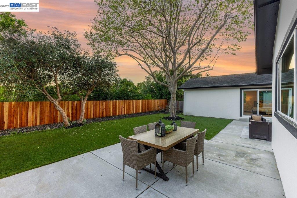 Detail Gallery Image 50 of 53 For 3161 Plymouth Road, Lafayette,  CA 94549 - 3 Beds | 3 Baths