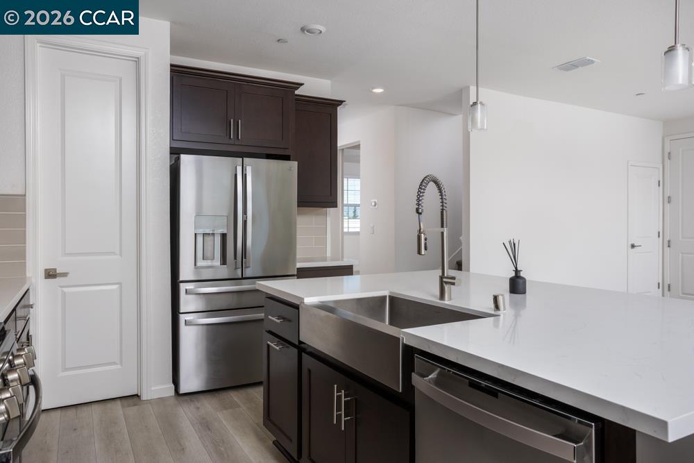 Detail Gallery Image 9 of 34 For 3293 Delta Coves Drive, Bethel Island,  CA 94511 - 4 Beds | 3 Baths