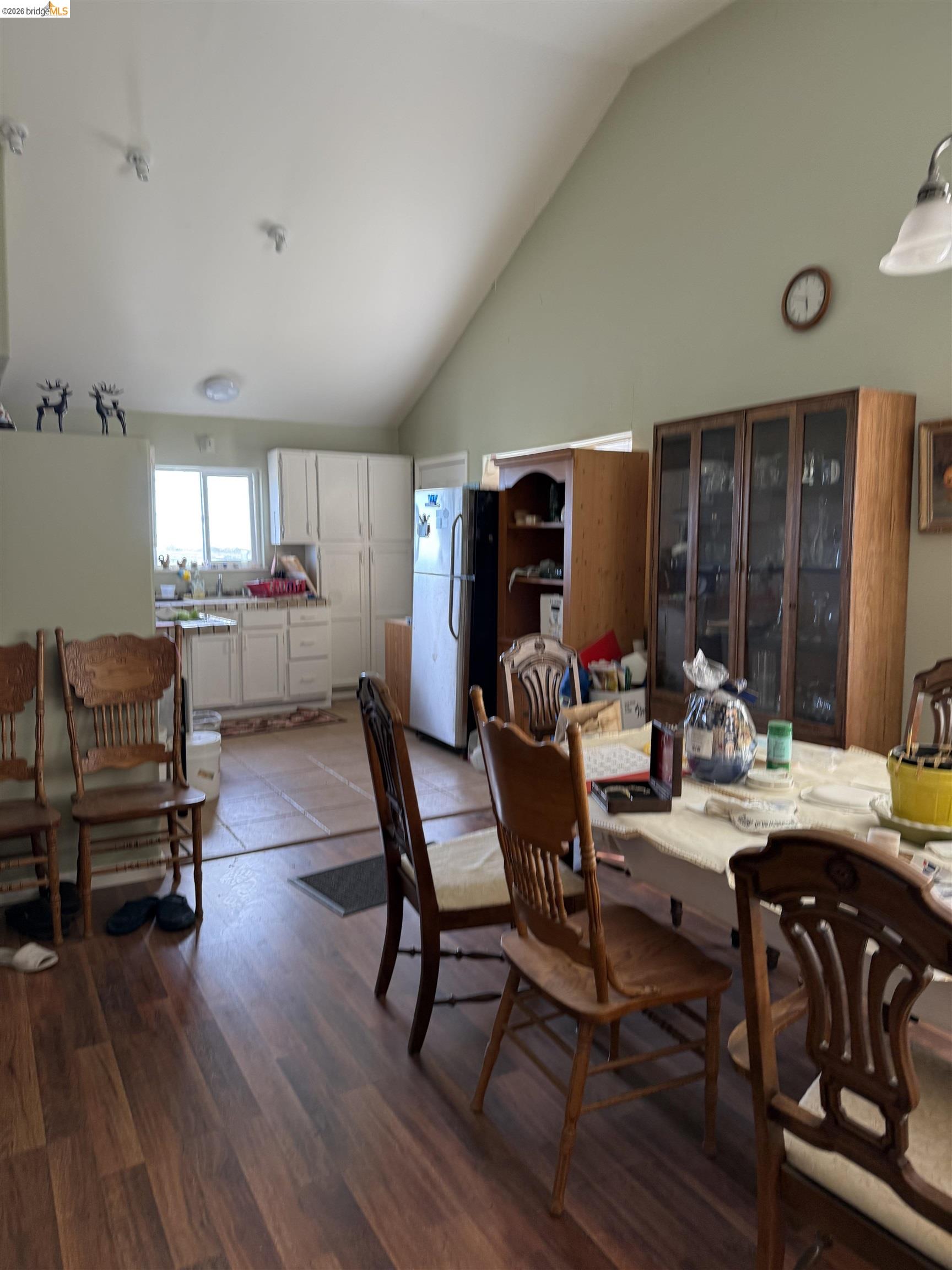 Front Image Thumbnail for EB41127874