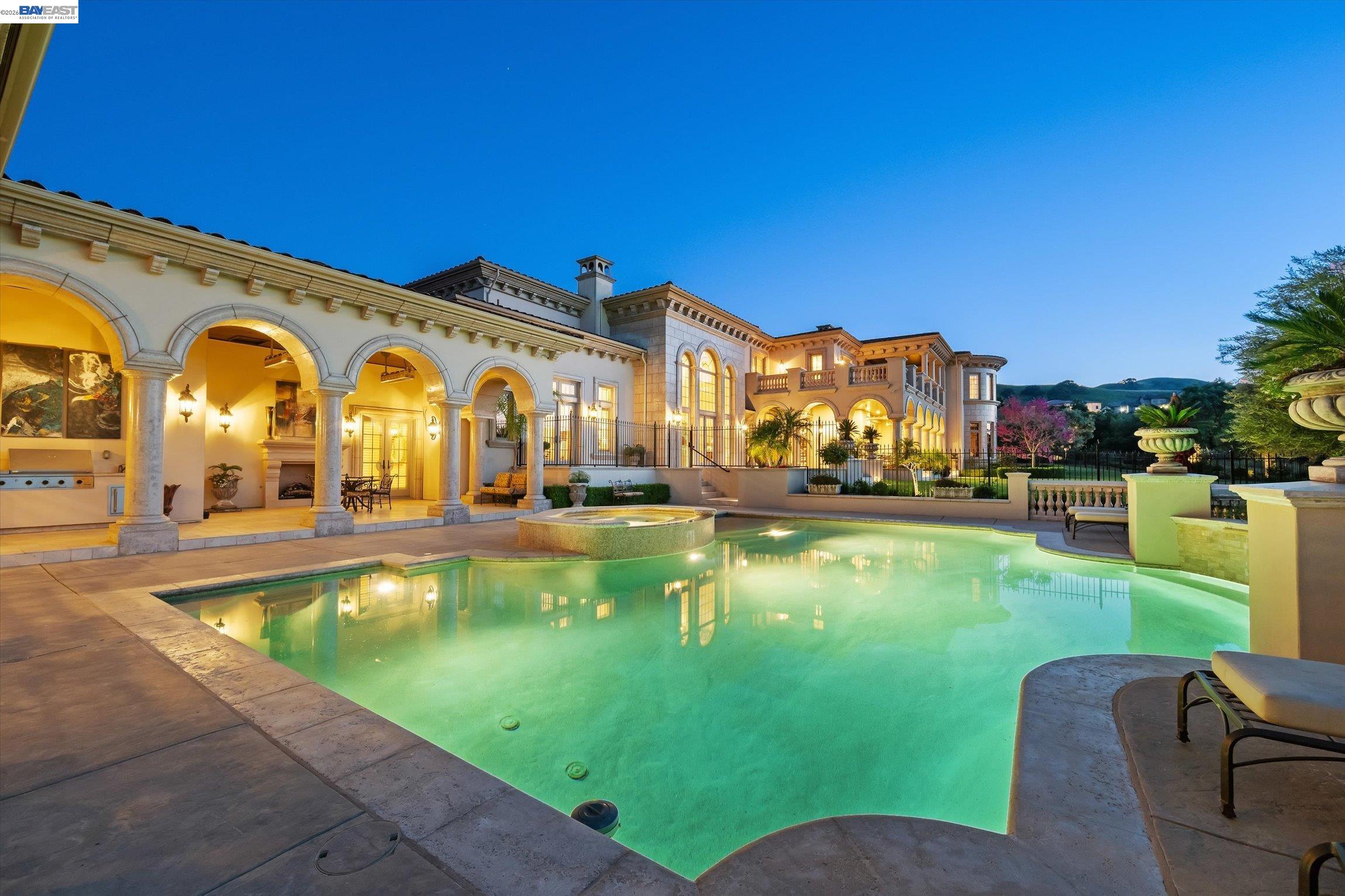 Detail Gallery Image 5 of 59 For 1515 Germano Way, Pleasanton,  CA 94566 - 6 Beds | 6/2 Baths