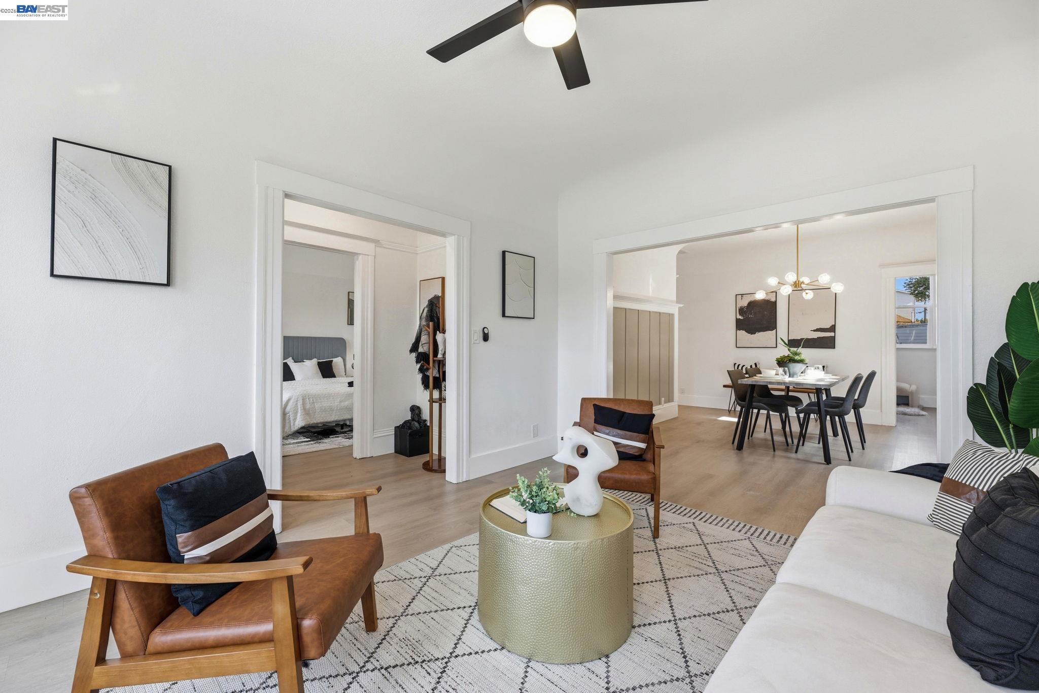 Detail Gallery Image 4 of 35 For 1834 8th St, Alameda,  CA 94501 - 2 Beds | 2 Baths