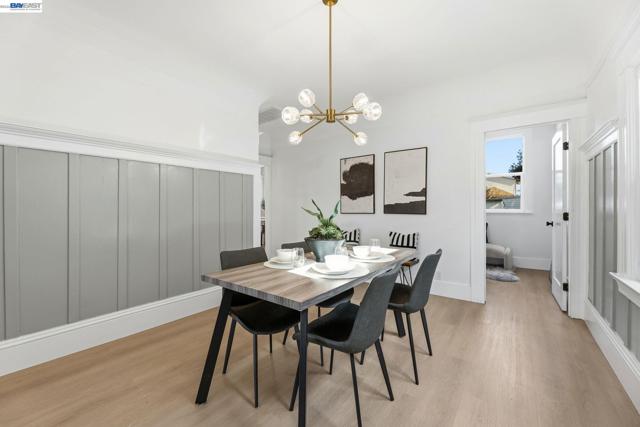 Detail Gallery Image 7 of 35 For 1834 8th St, Alameda,  CA 94501 - 2 Beds | 2 Baths