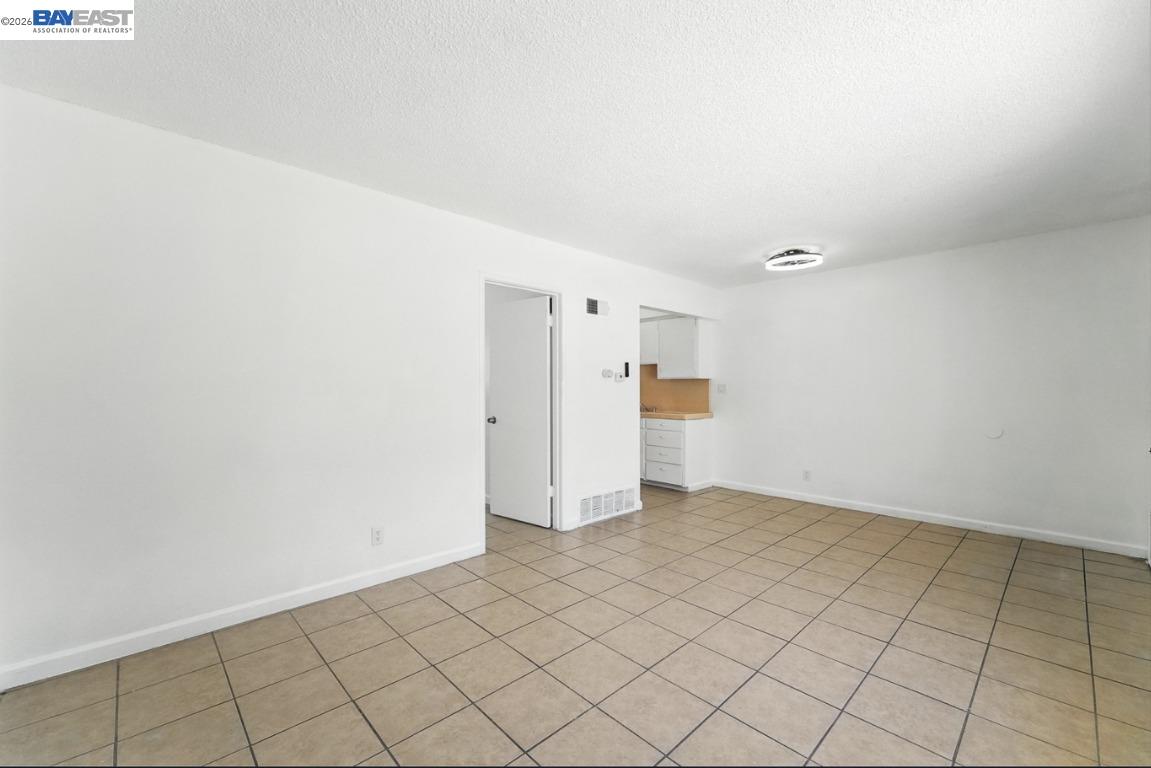 Detail Gallery Image 32 of 52 For 132 W 18th St, Merced,  CA 95340 - – Beds | – Baths