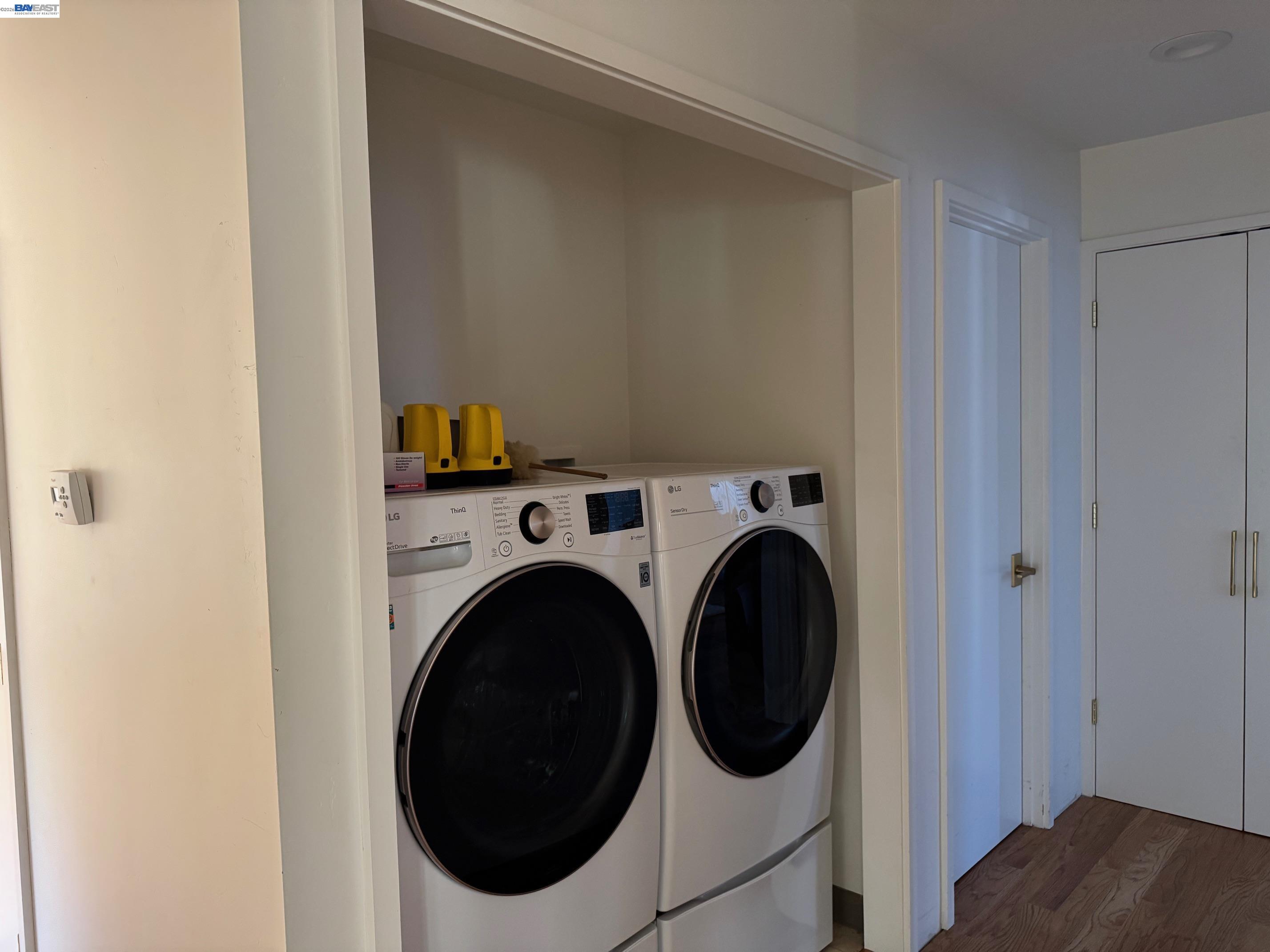 Detail Gallery Image 14 of 25 For 1233 Belknap Ct, Cupertino,  CA 95014 - 4 Beds | 2 Baths