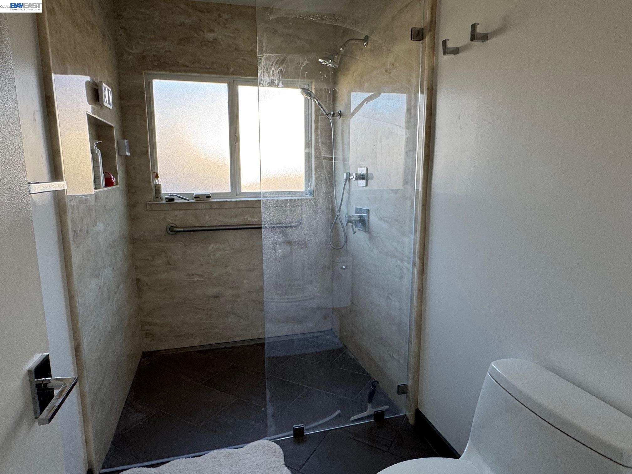 Detail Gallery Image 8 of 25 For 1233 Belknap Ct, Cupertino,  CA 95014 - 4 Beds | 2 Baths