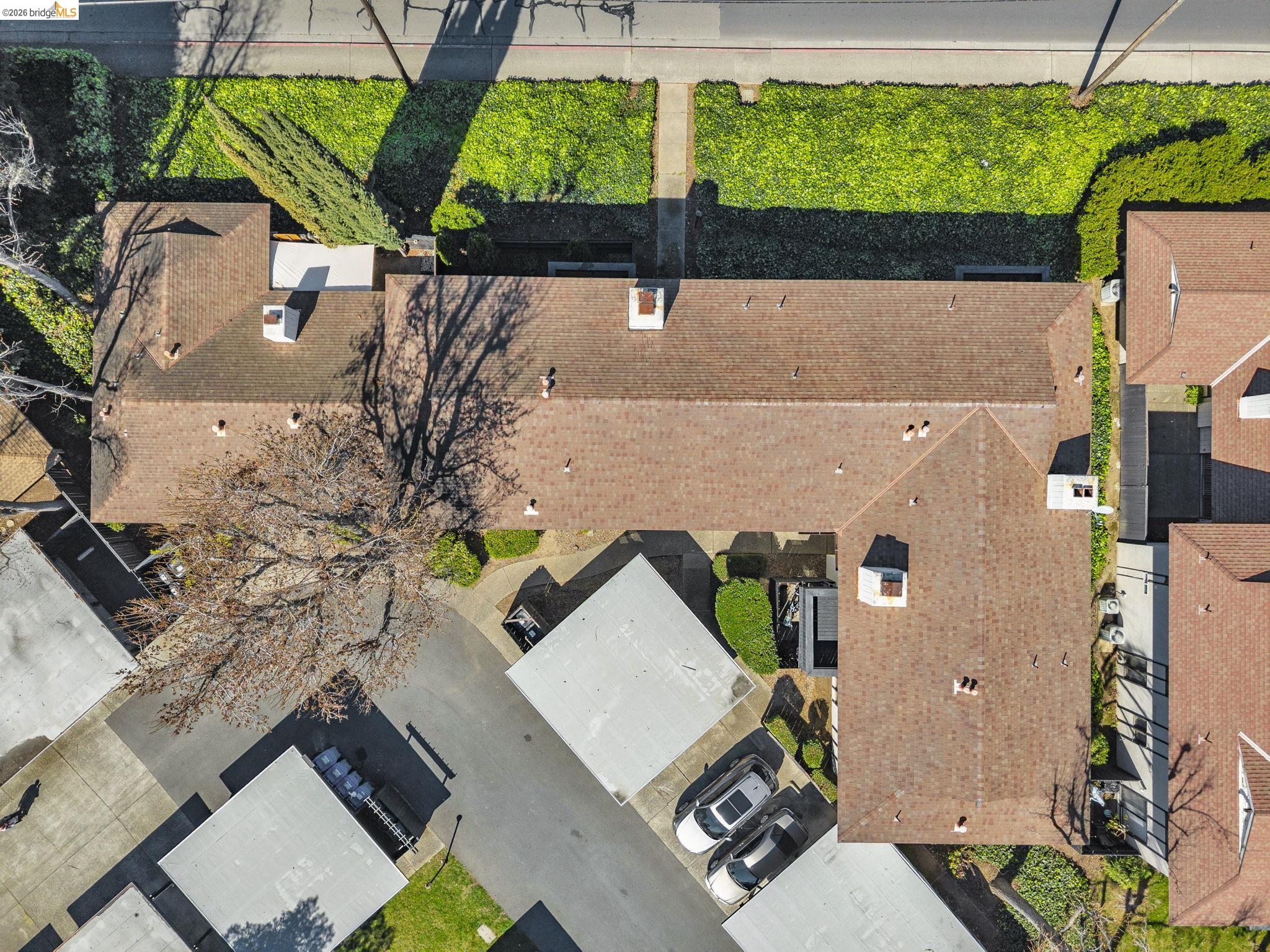 Detail Gallery Image 11 of 12 For 1942 Desert Cir, Walnut Creek,  CA 94598 - – Beds | – Baths