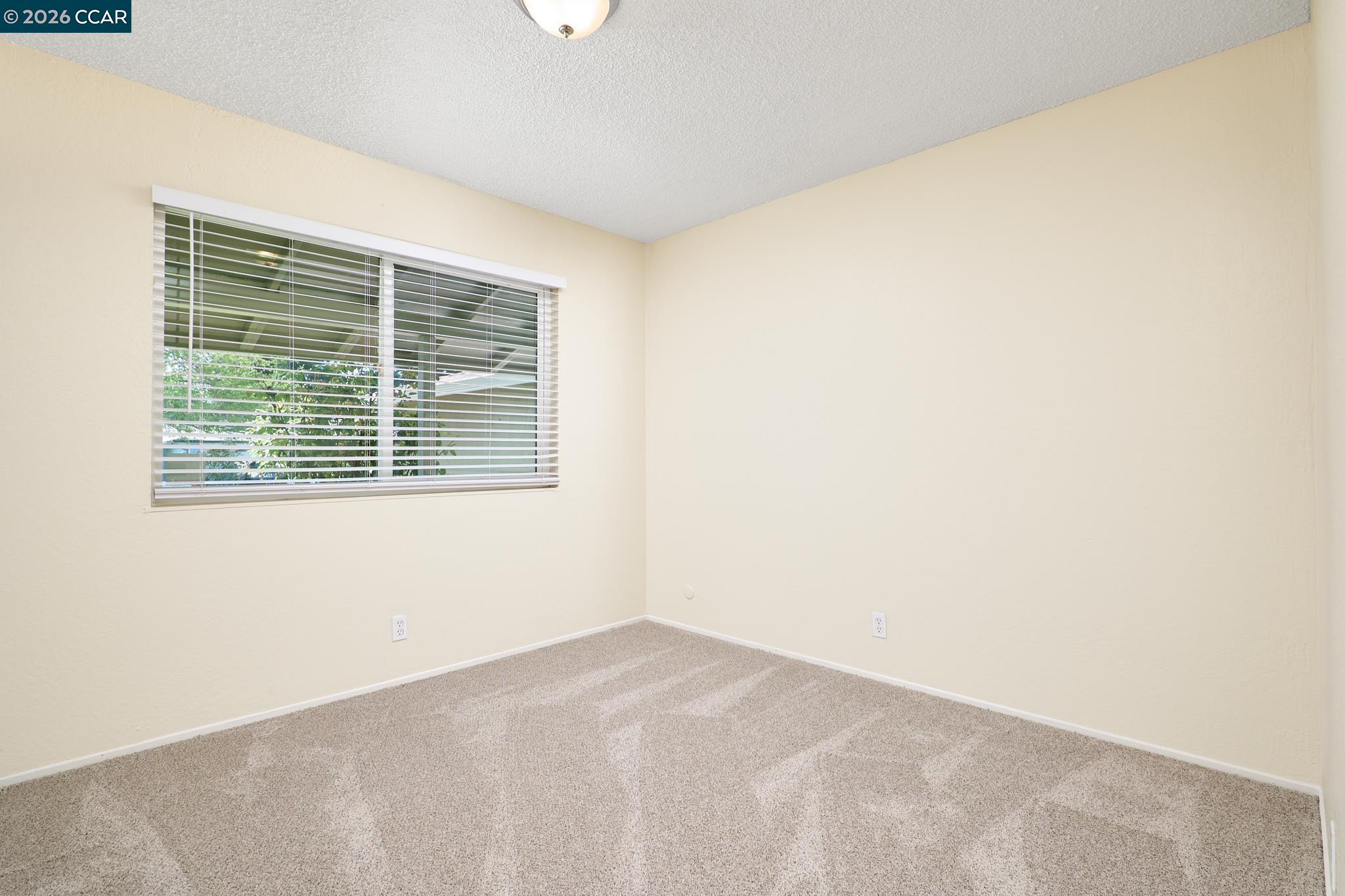 Detail Gallery Image 12 of 20 For 172 Arrowhead Dr, Vacaville,  CA 95687 - 4 Beds | 2 Baths