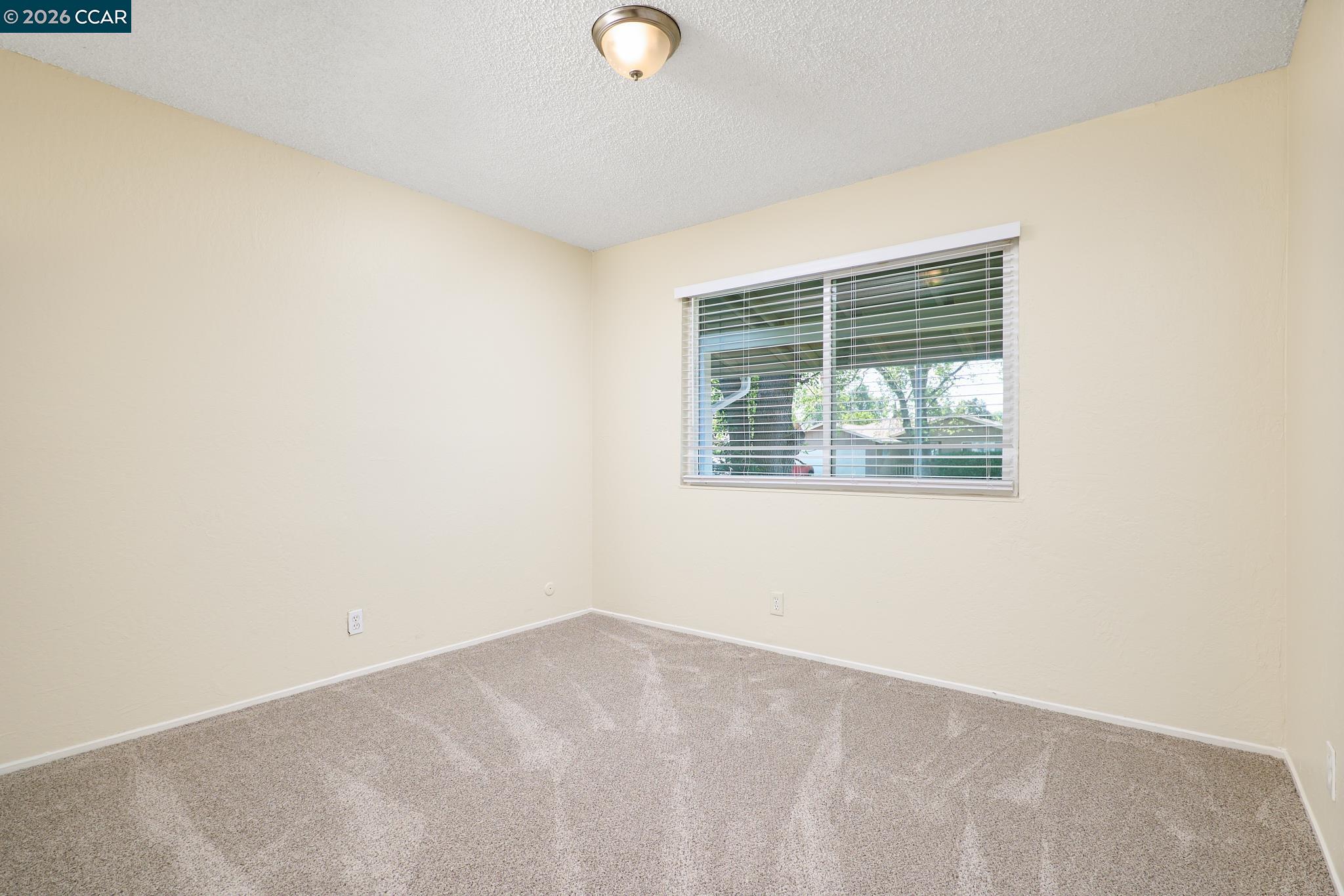 Detail Gallery Image 13 of 20 For 172 Arrowhead Dr, Vacaville,  CA 95687 - 4 Beds | 2 Baths