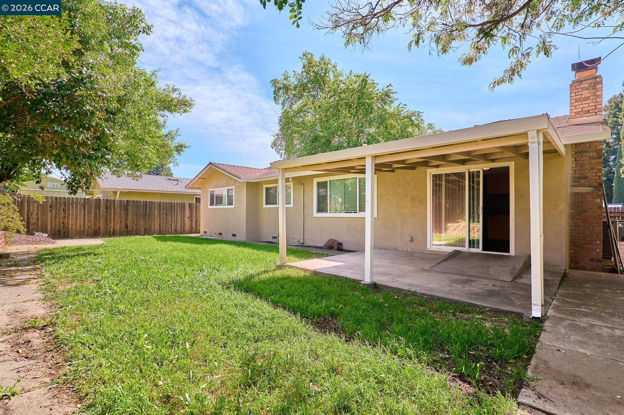 Detail Gallery Image 16 of 20 For 172 Arrowhead Dr, Vacaville,  CA 95687 - 4 Beds | 2 Baths