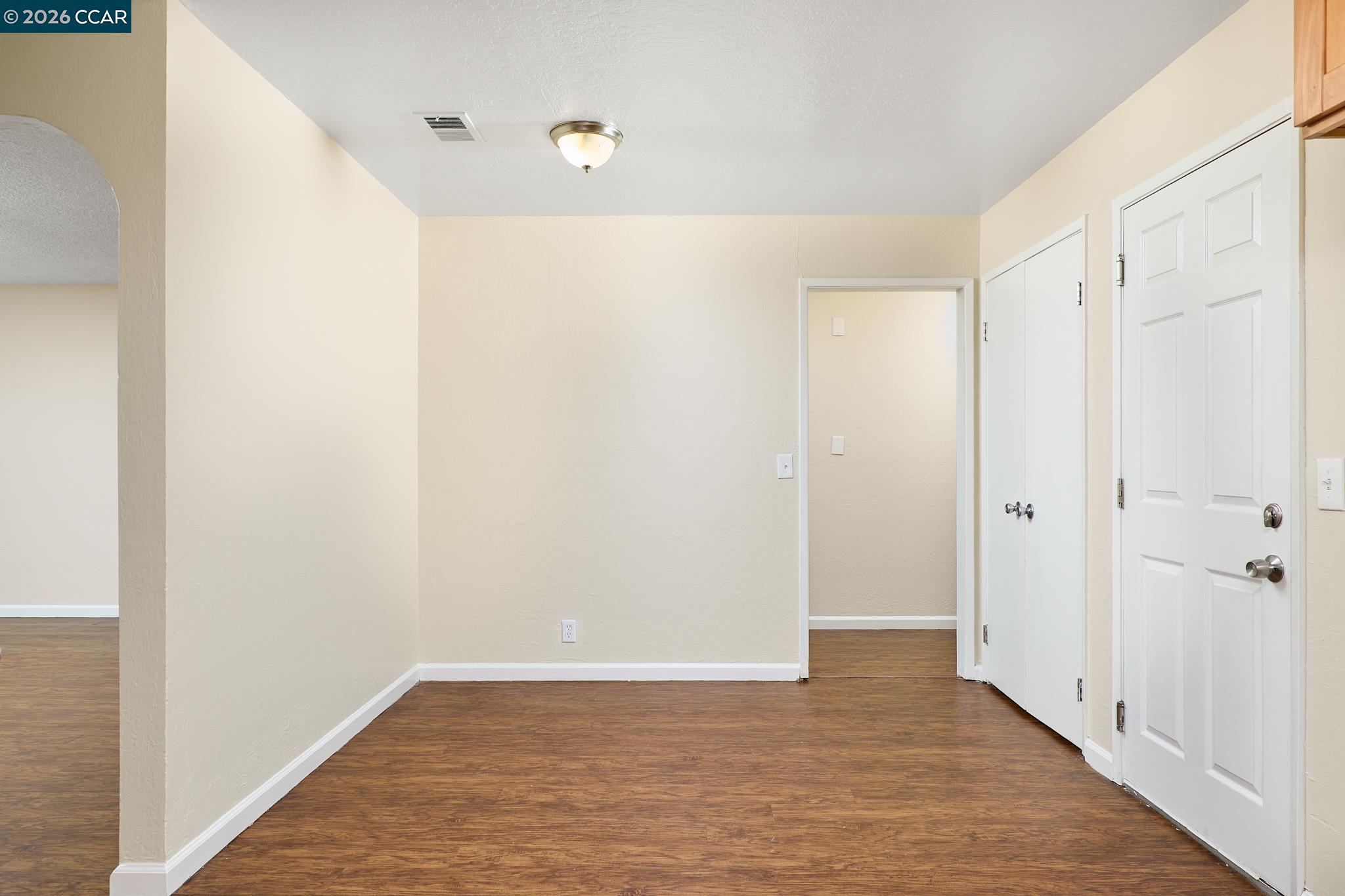 Detail Gallery Image 7 of 20 For 172 Arrowhead Dr, Vacaville,  CA 95687 - 4 Beds | 2 Baths