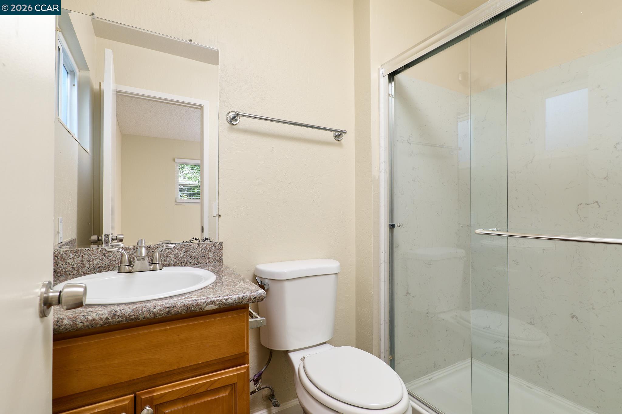 Detail Gallery Image 9 of 20 For 172 Arrowhead Dr, Vacaville,  CA 95687 - 4 Beds | 2 Baths