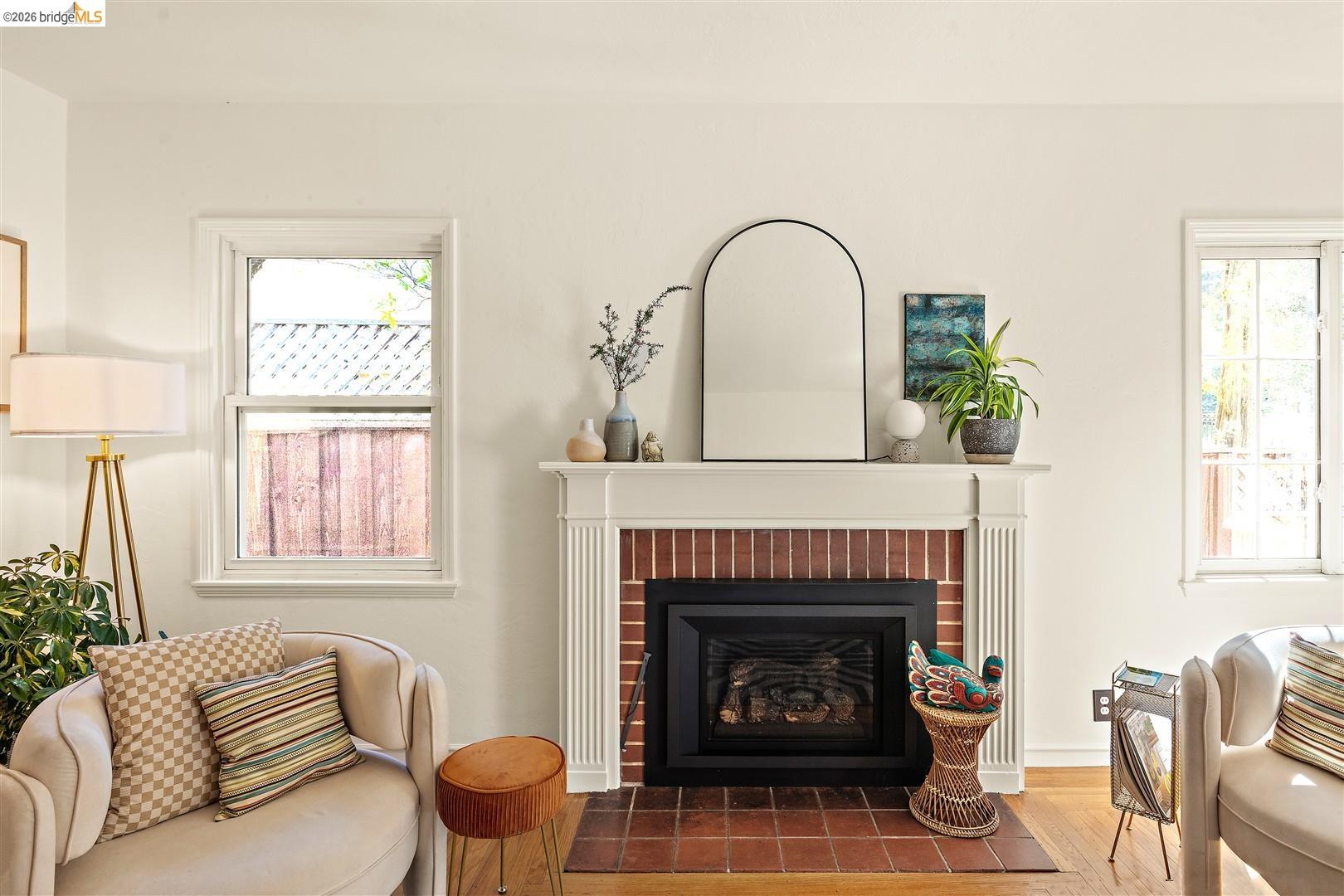 Detail Gallery Image 9 of 39 For 3292 Jordan Rd, Oakland,  CA 94602 - 2 Beds | 1 Baths