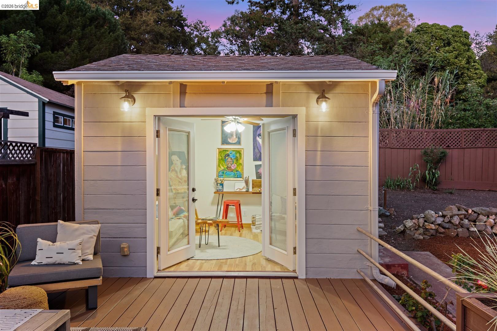 Detail Gallery Image 23 of 39 For 3292 Jordan Rd, Oakland,  CA 94602 - 2 Beds | 1 Baths