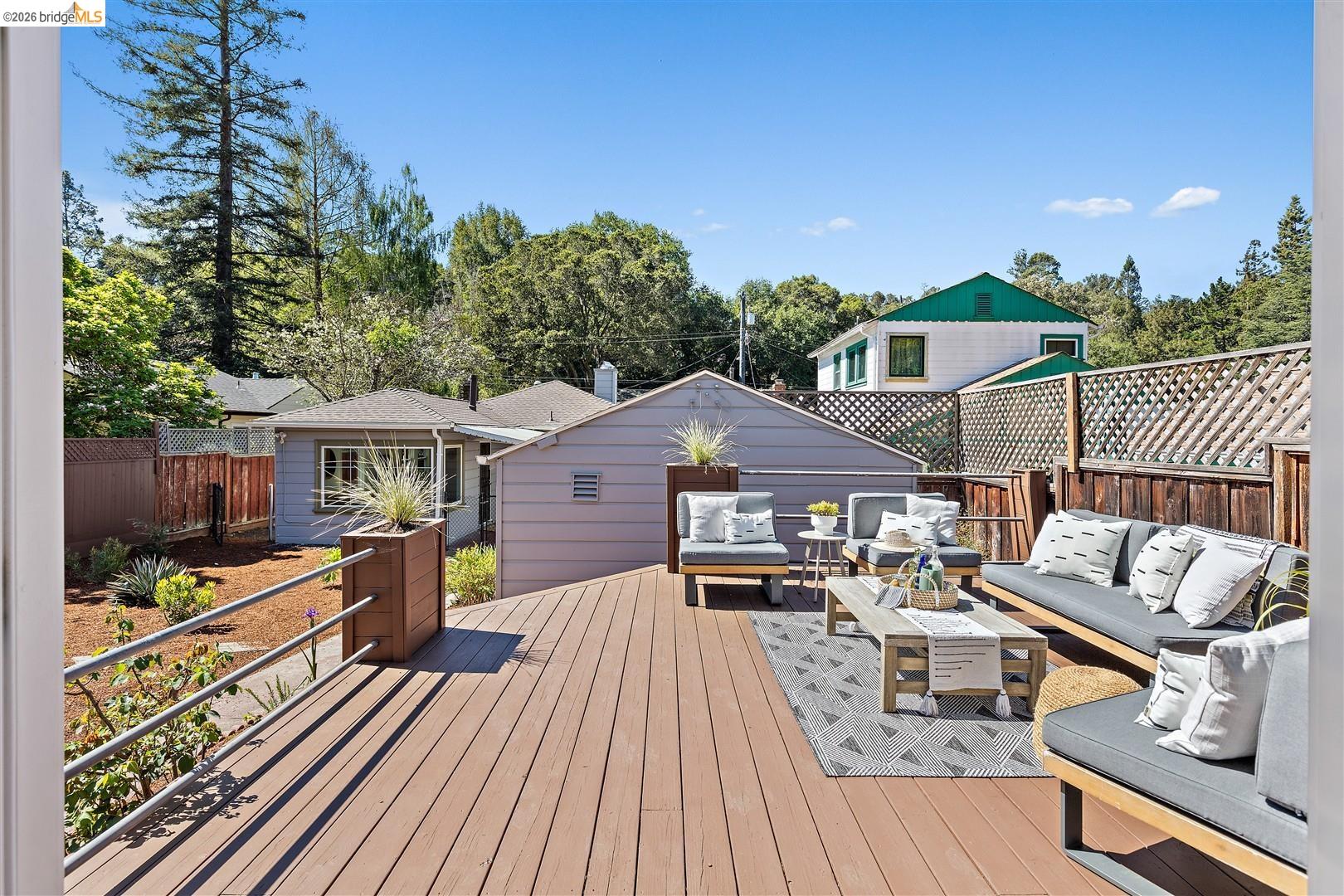 Detail Gallery Image 35 of 39 For 3292 Jordan Rd, Oakland,  CA 94602 - 2 Beds | 1 Baths