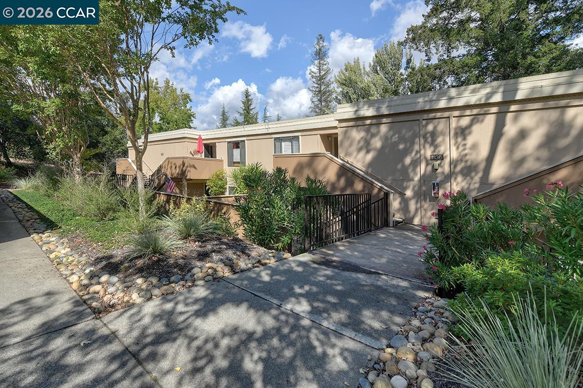 1136 Rockledge Ln UNIT 6, Walnut Creek, CA, 94595
