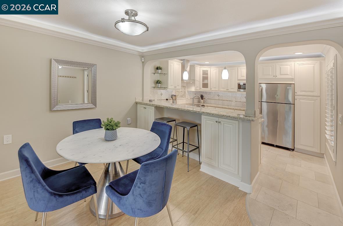 Photo #8: 41127890 Listing: Photo #8