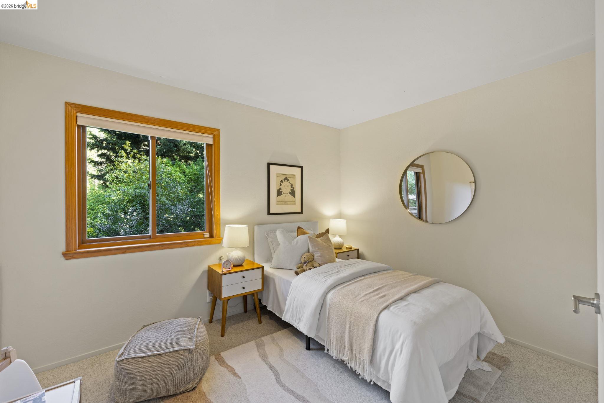 Detail Gallery Image 35 of 51 For 6476 Valley View Rd., Oakland,  CA 94611 - 4 Beds | 3 Baths