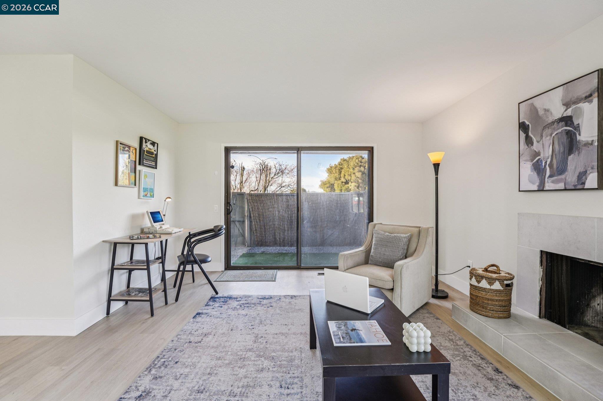 Detail Gallery Image 18 of 35 For 2 Lakeview Ct, Novato,  CA 94947 - 2 Beds | 1 Baths