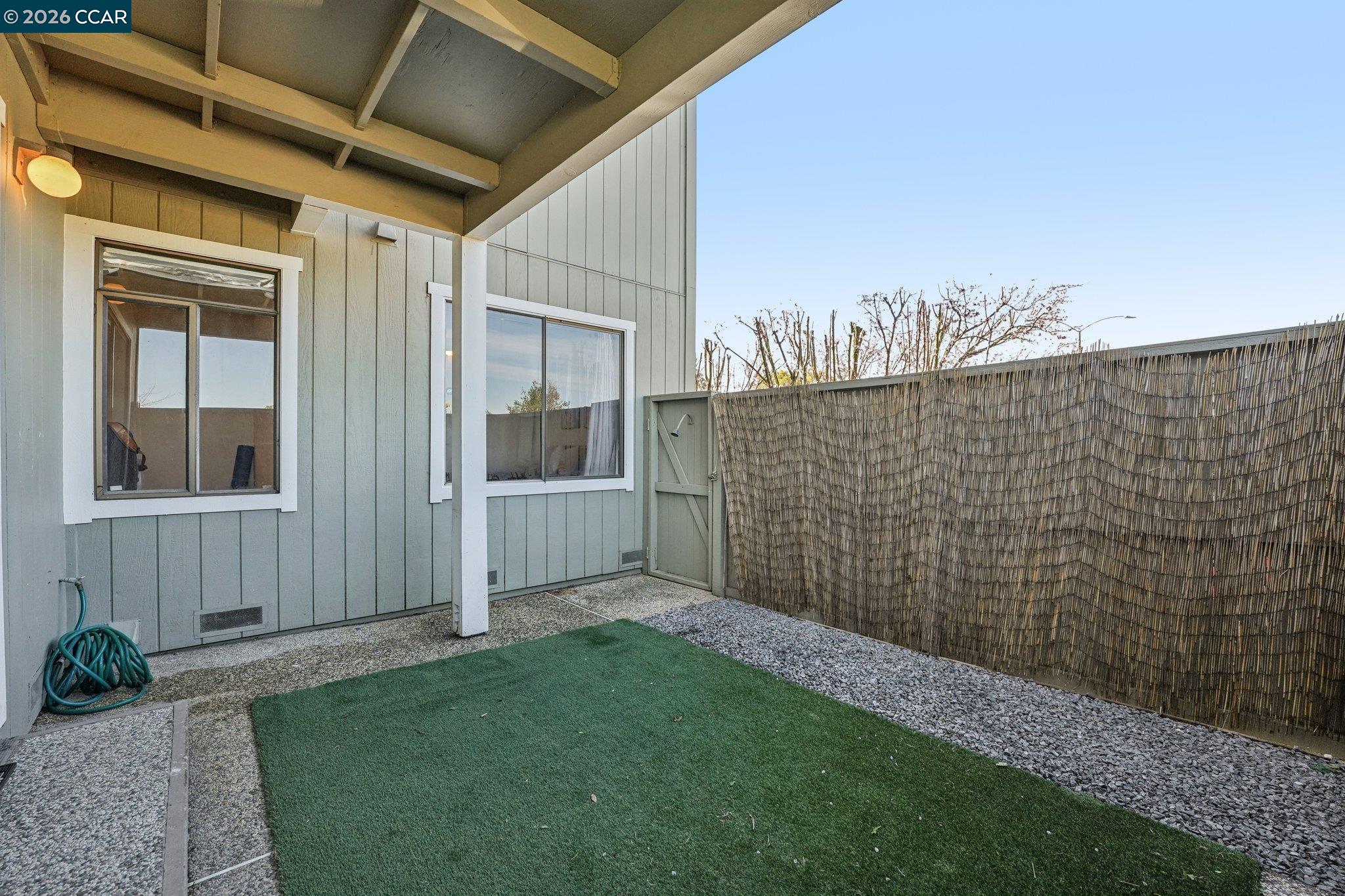 Detail Gallery Image 20 of 35 For 2 Lakeview Ct, Novato,  CA 94947 - 2 Beds | 1 Baths