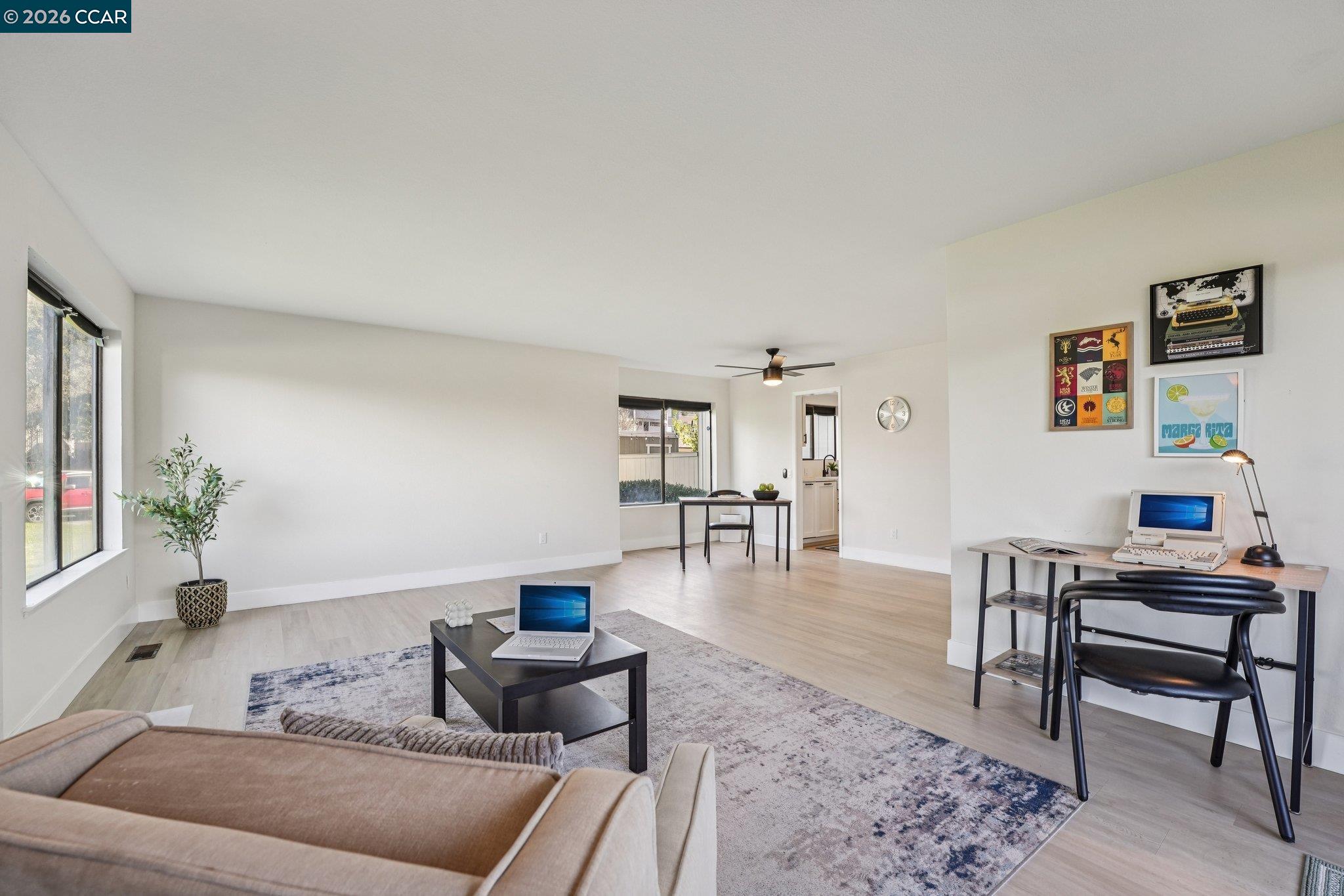 Detail Gallery Image 8 of 35 For 2 Lakeview Ct, Novato,  CA 94947 - 2 Beds | 1 Baths