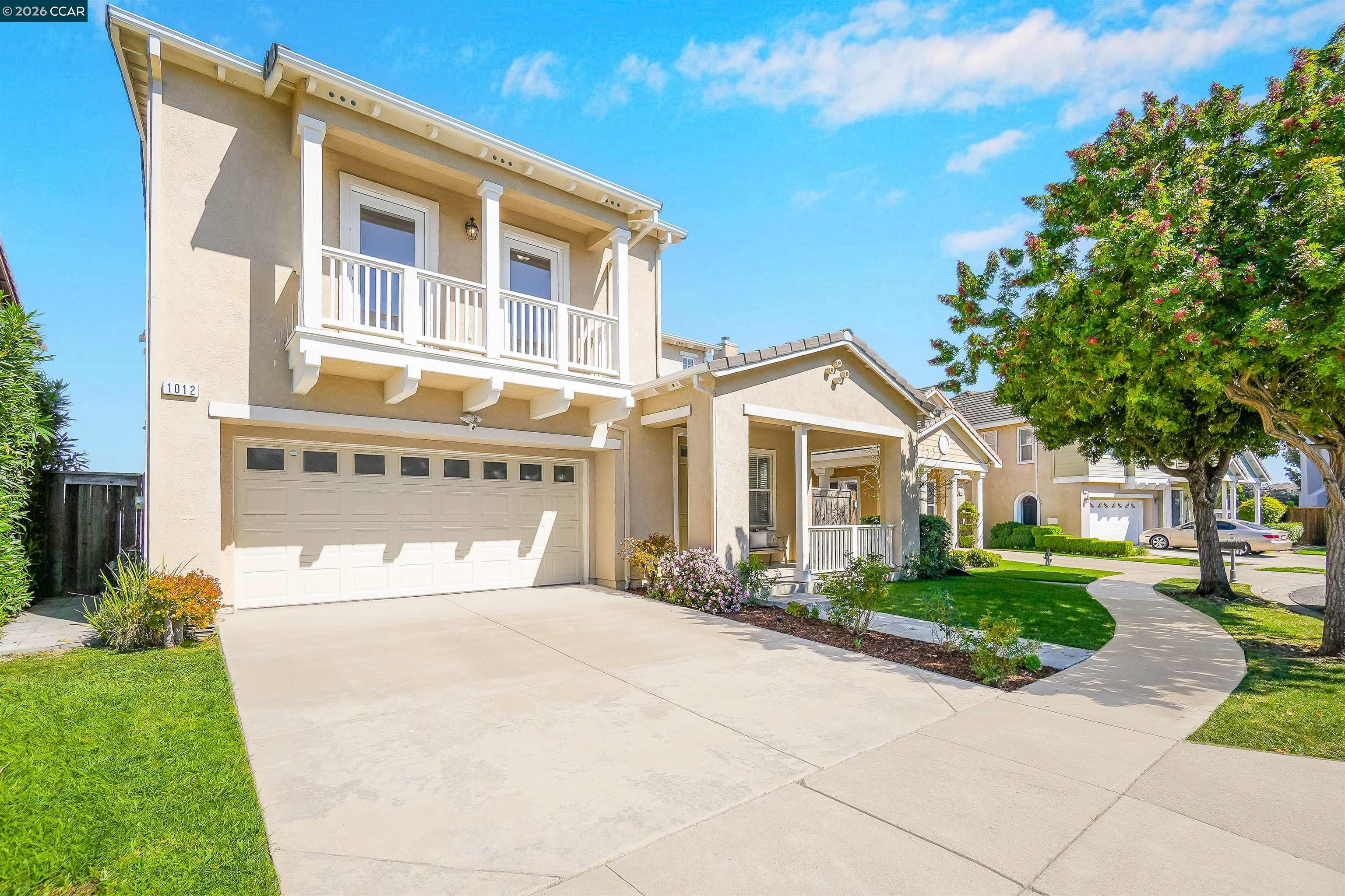 Detail Gallery Image 2 of 60 For 1012 Salt Spray Ter, Hercules,  CA 94547 - 4 Beds | 2/1 Baths