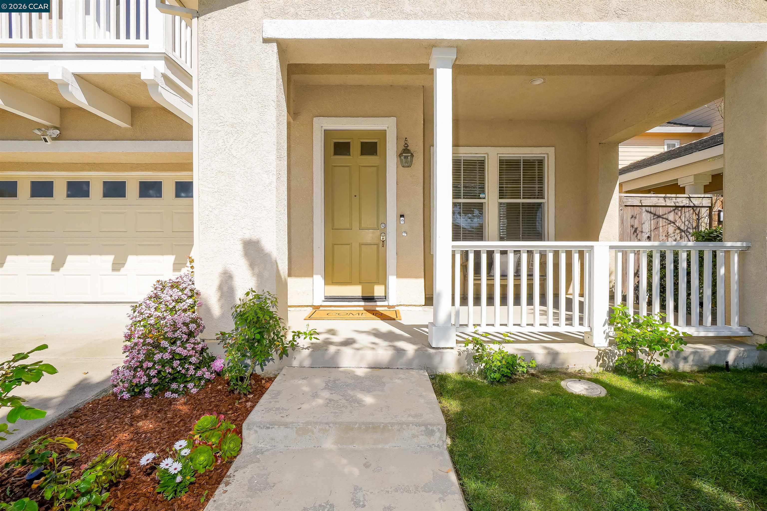 Detail Gallery Image 5 of 60 For 1012 Salt Spray Ter, Hercules,  CA 94547 - 4 Beds | 2/1 Baths