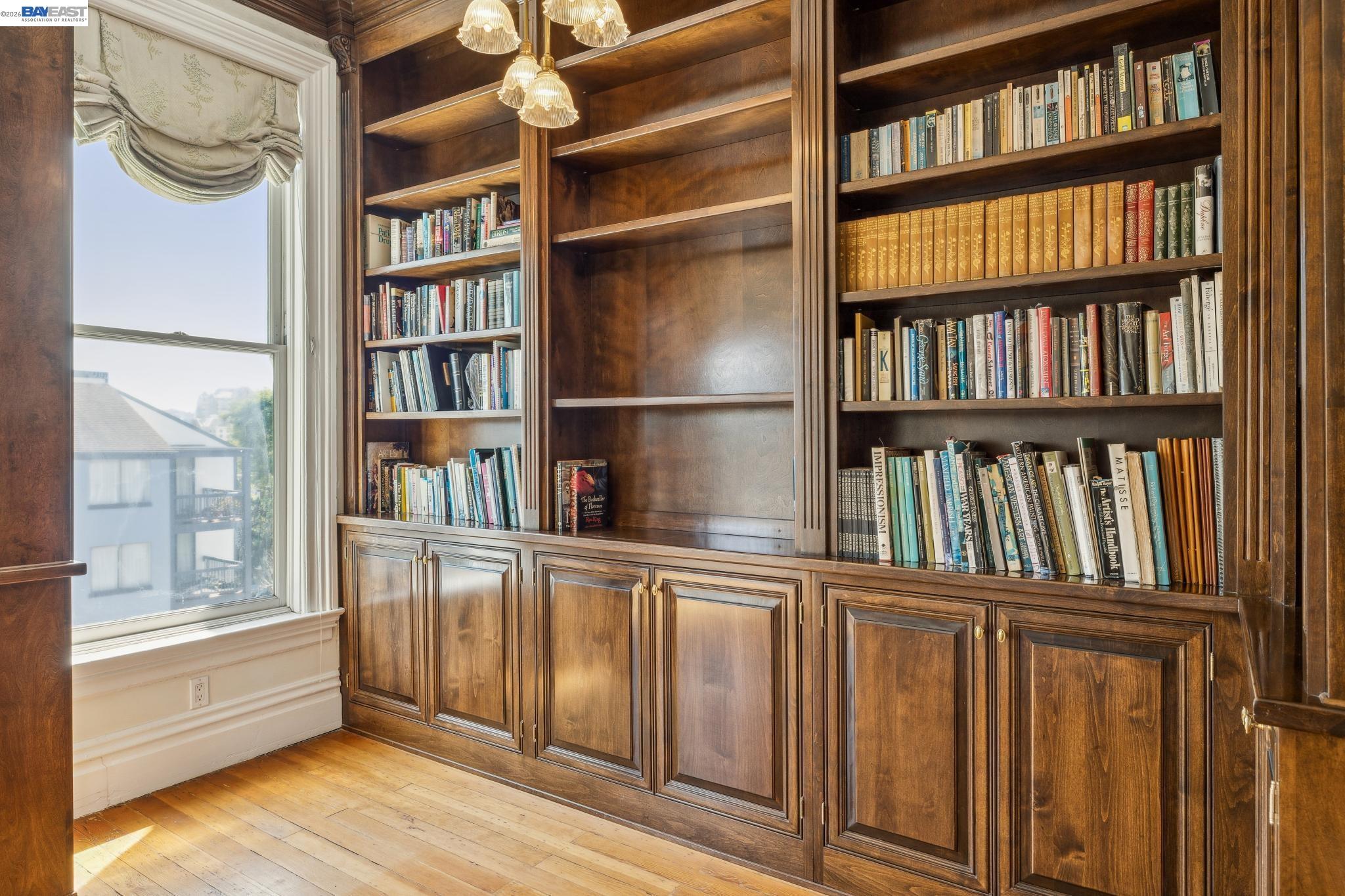 Detail Gallery Image 16 of 46 For 2070 Bush St, San Francisco,  CA 94115 - 3 Beds | 2/1 Baths