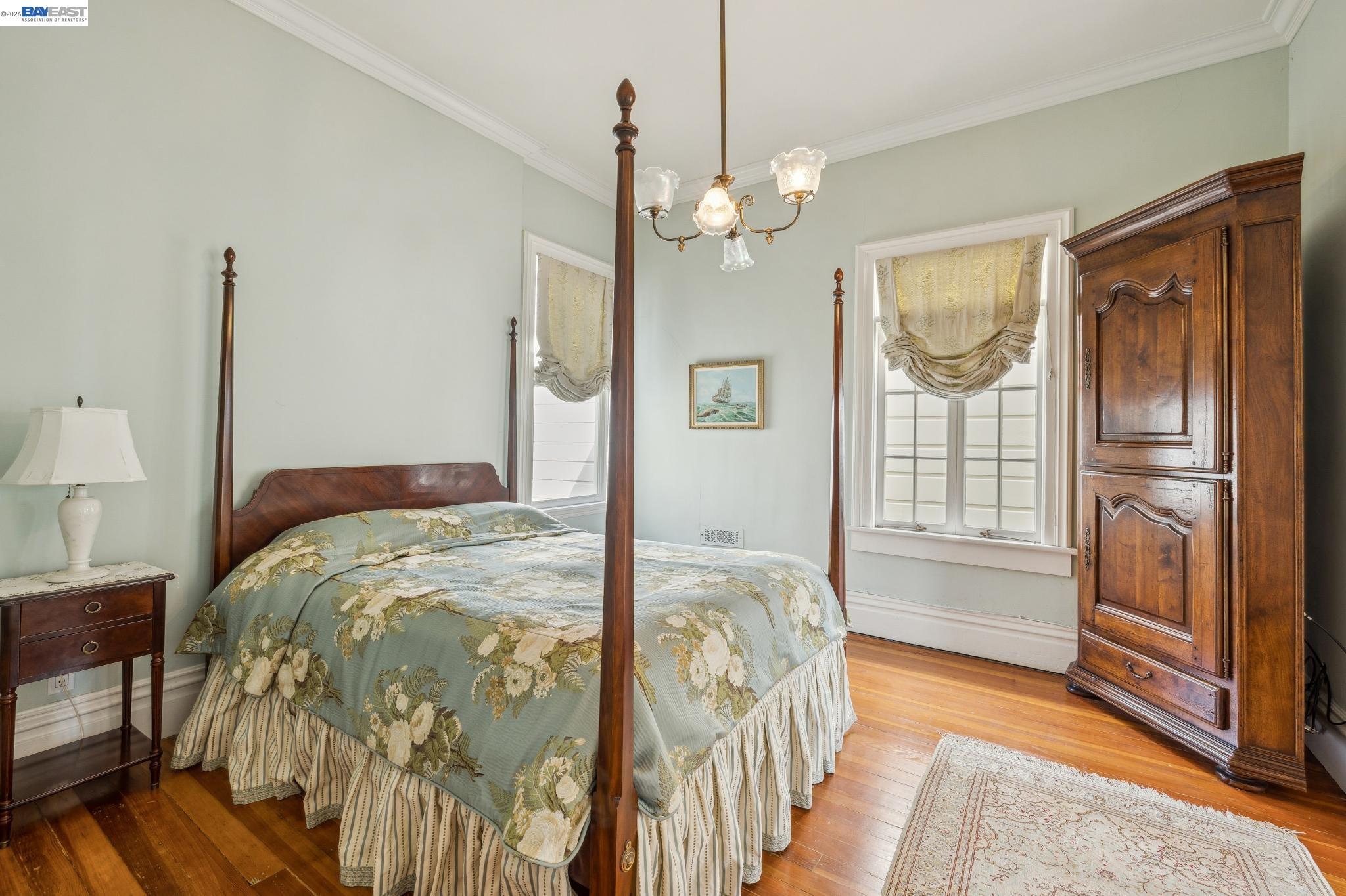 Detail Gallery Image 23 of 46 For 2070 Bush St, San Francisco,  CA 94115 - 3 Beds | 2/1 Baths