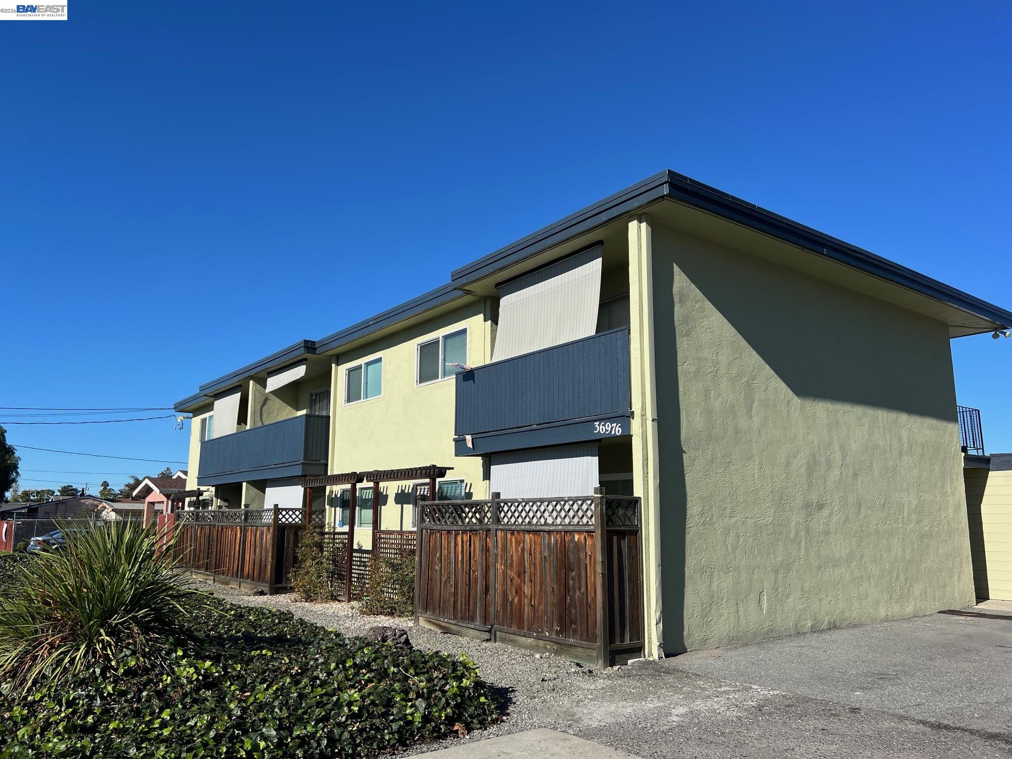 Detail Gallery Image 2 of 34 For 36976 Mulberry St #H,  Newark,  CA 94560 - 2 Beds | 1 Baths