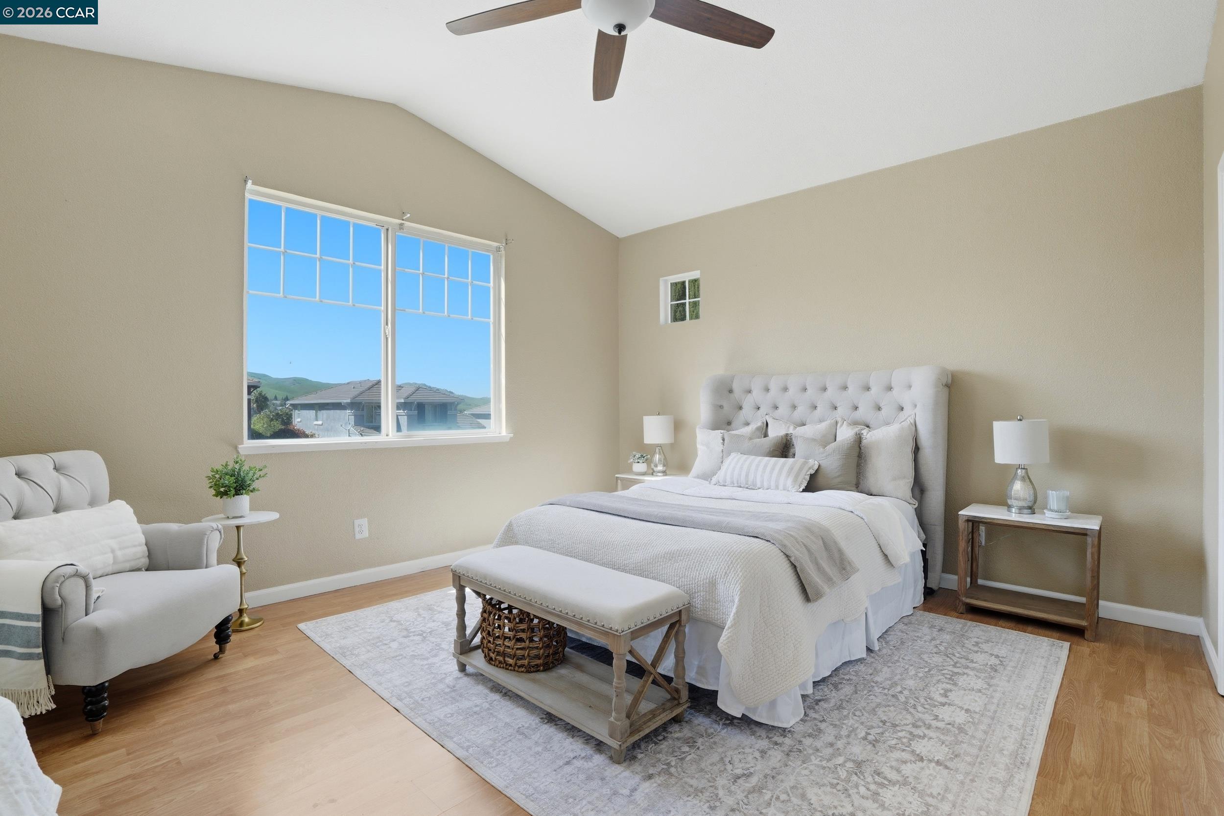 Detail Gallery Image 4 of 21 For 5081 Mesa Ridge Dr, Antioch,  CA 94531 - 5 Beds | 2/1 Baths