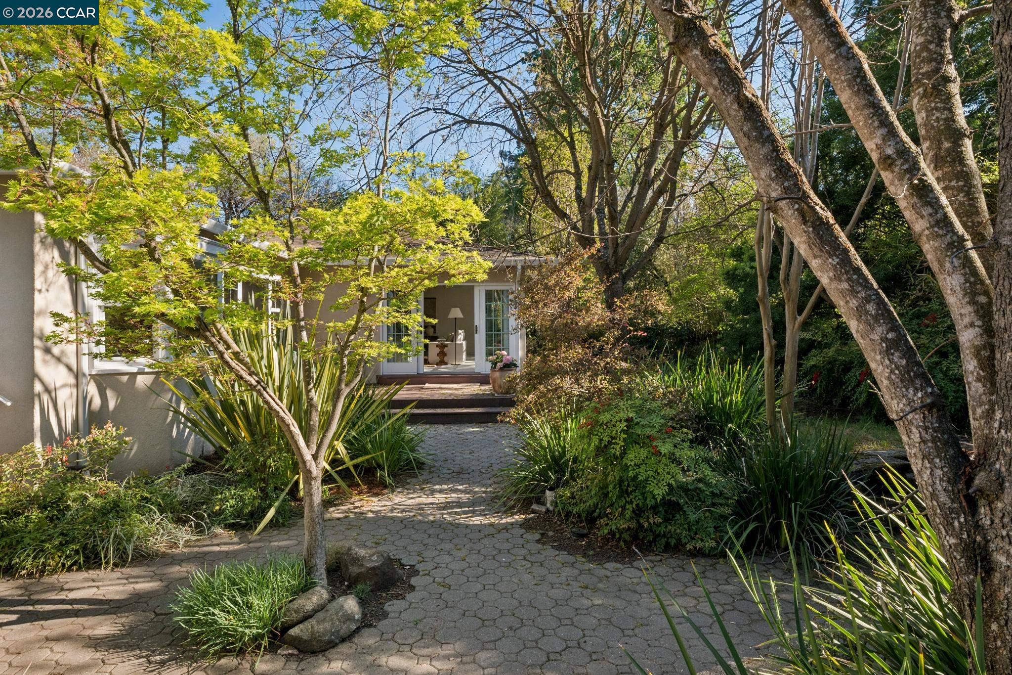 Detail Gallery Image 43 of 60 For 11 Bradley Ave, Walnut Creek,  CA 94596 - 3 Beds | 2/1 Baths