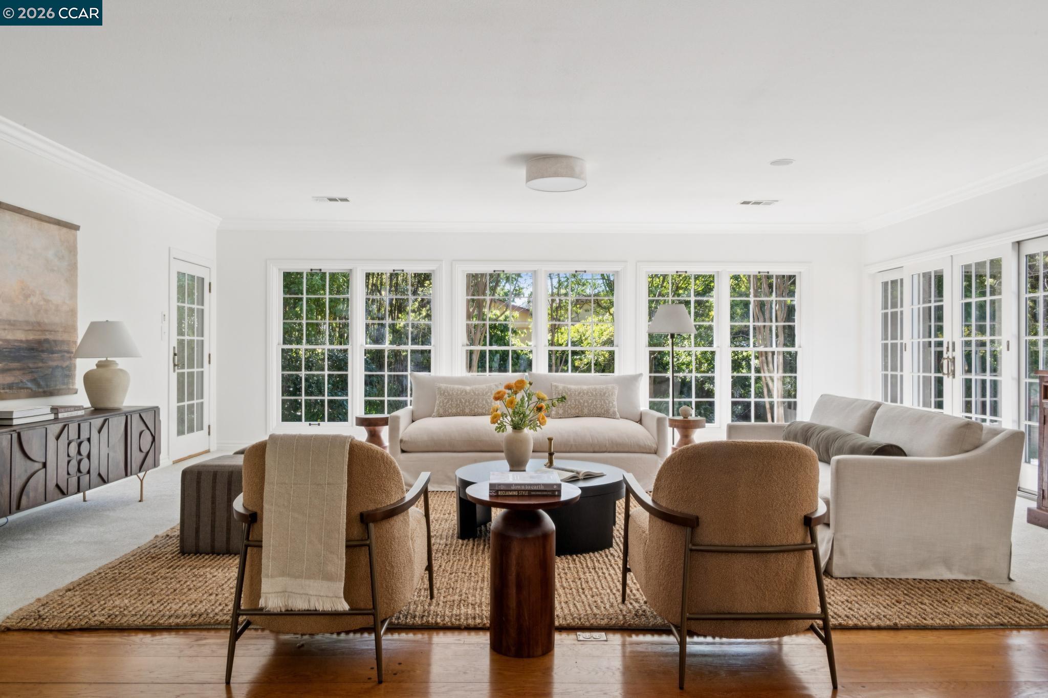 Detail Gallery Image 10 of 60 For 11 Bradley Ave, Walnut Creek,  CA 94596 - 3 Beds | 2/1 Baths