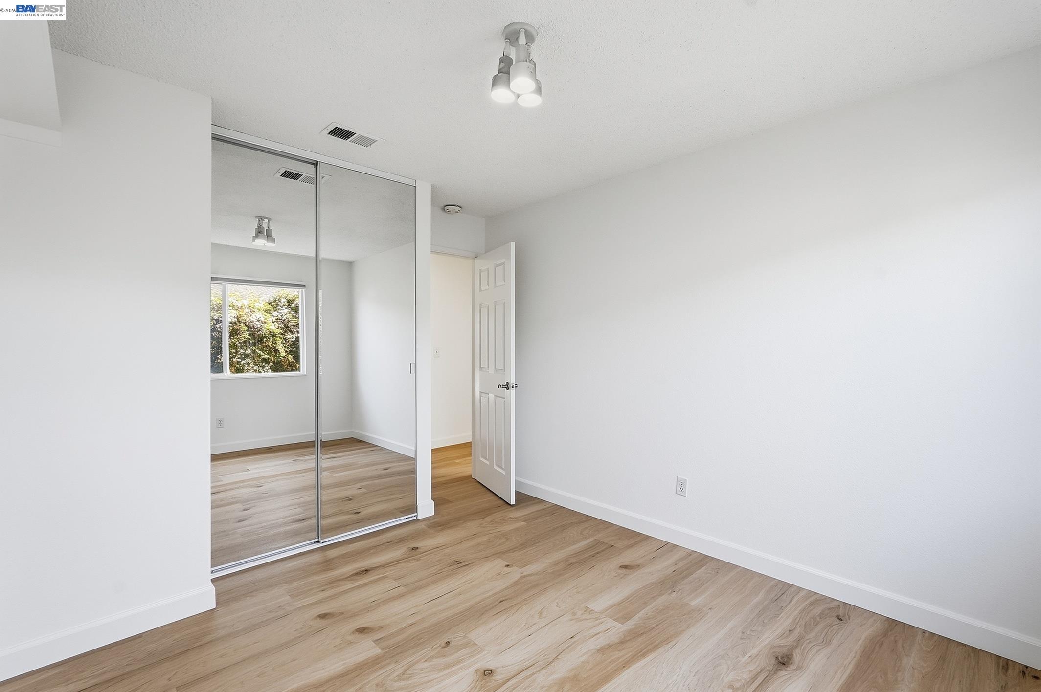 Detail Gallery Image 18 of 30 For 1563 Mizzen, Half Moon Bay,  CA 94019 - 3 Beds | 2 Baths