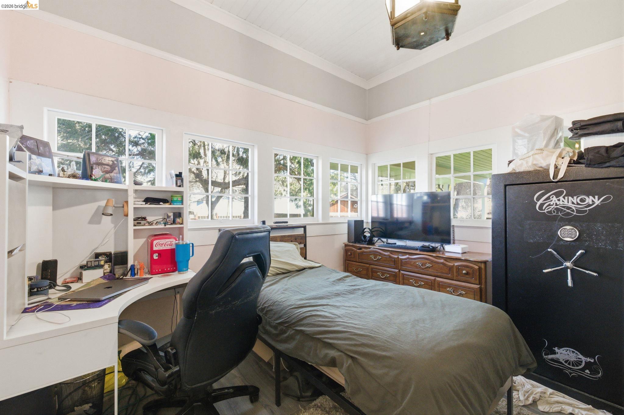 Detail Gallery Image 22 of 30 For 18445 Oak St, Tuolumne,  CA 95379 - 3 Beds | 2 Baths