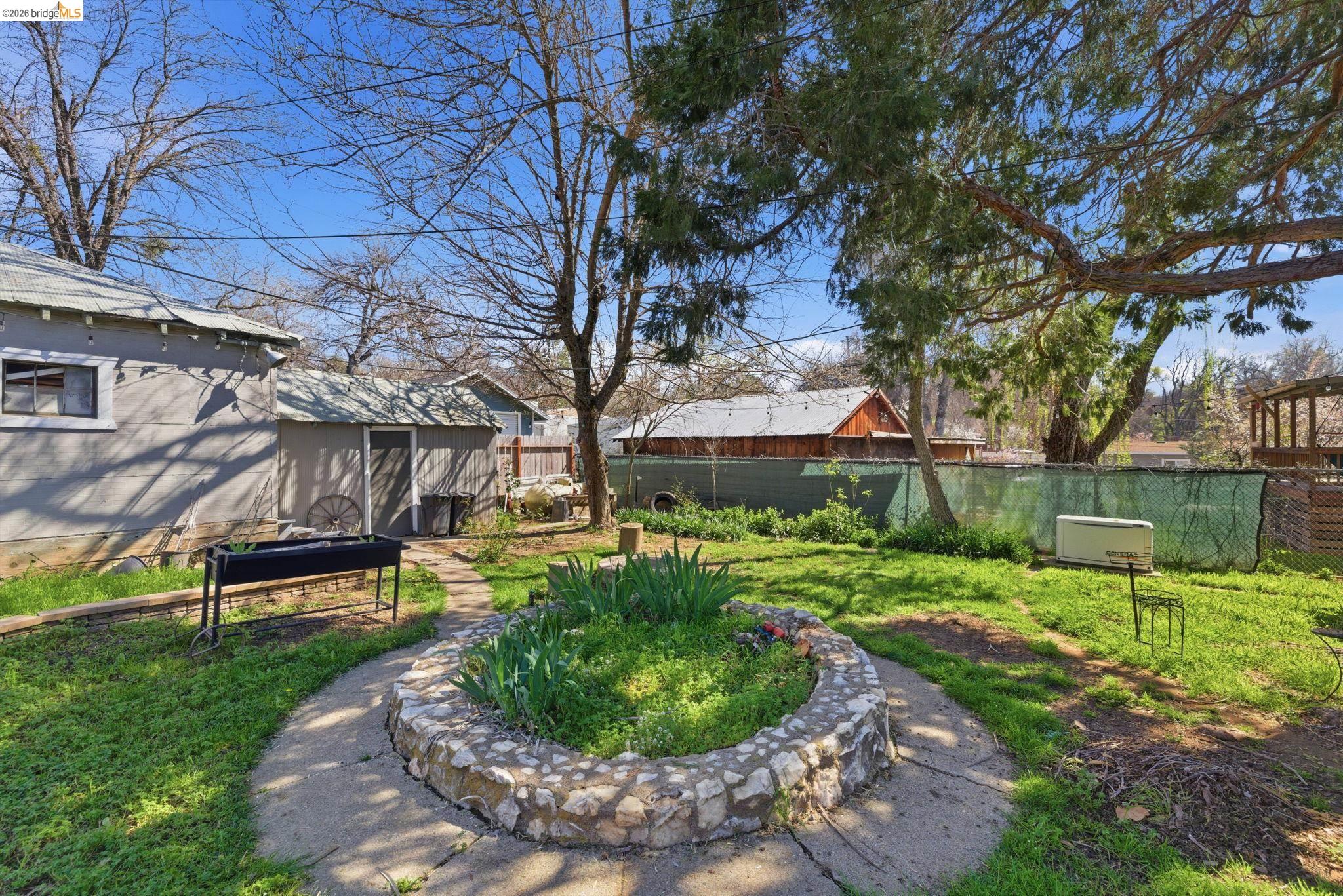 Detail Gallery Image 26 of 30 For 18445 Oak St, Tuolumne,  CA 95379 - 3 Beds | 2 Baths