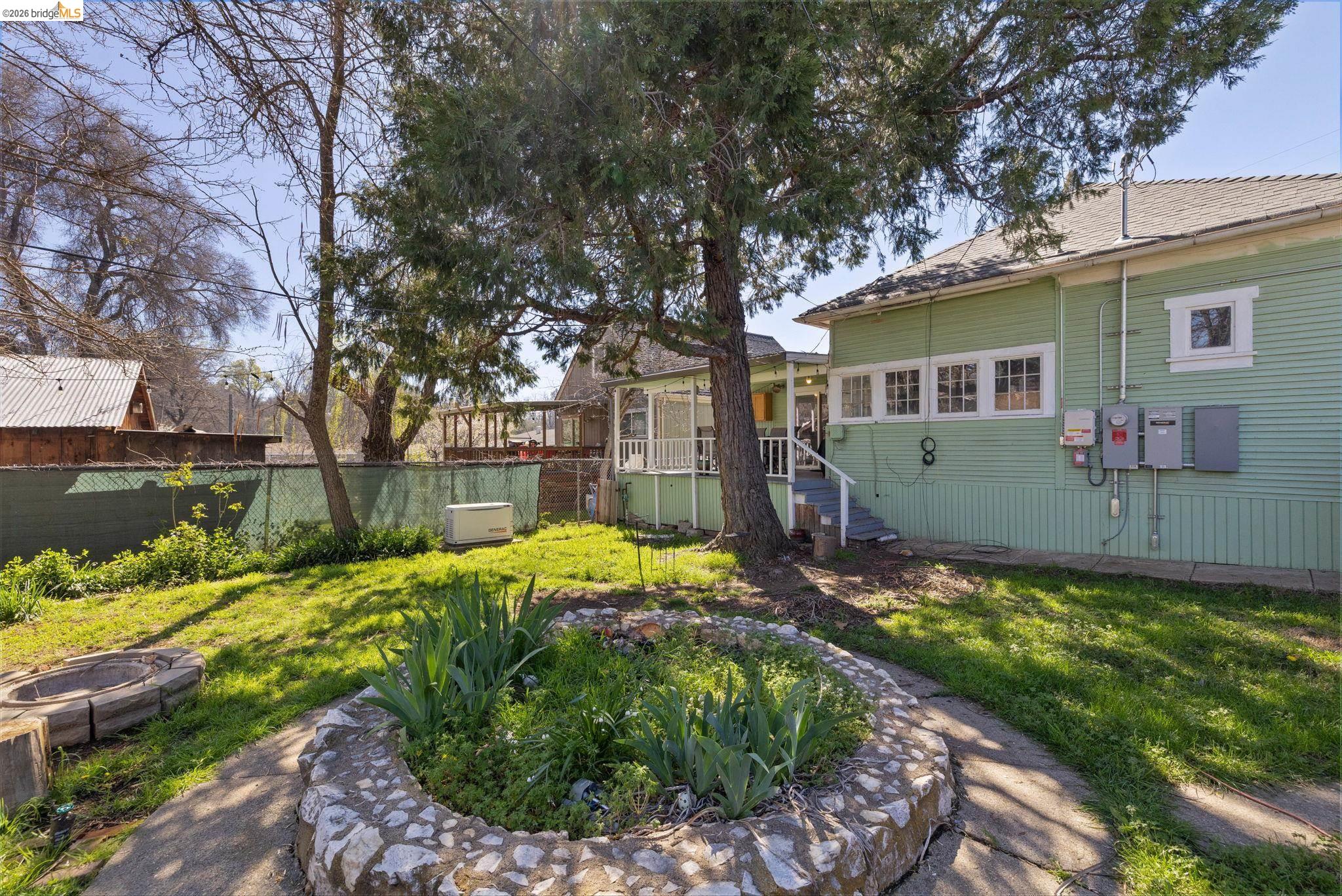 Detail Gallery Image 27 of 30 For 18445 Oak St, Tuolumne,  CA 95379 - 3 Beds | 2 Baths