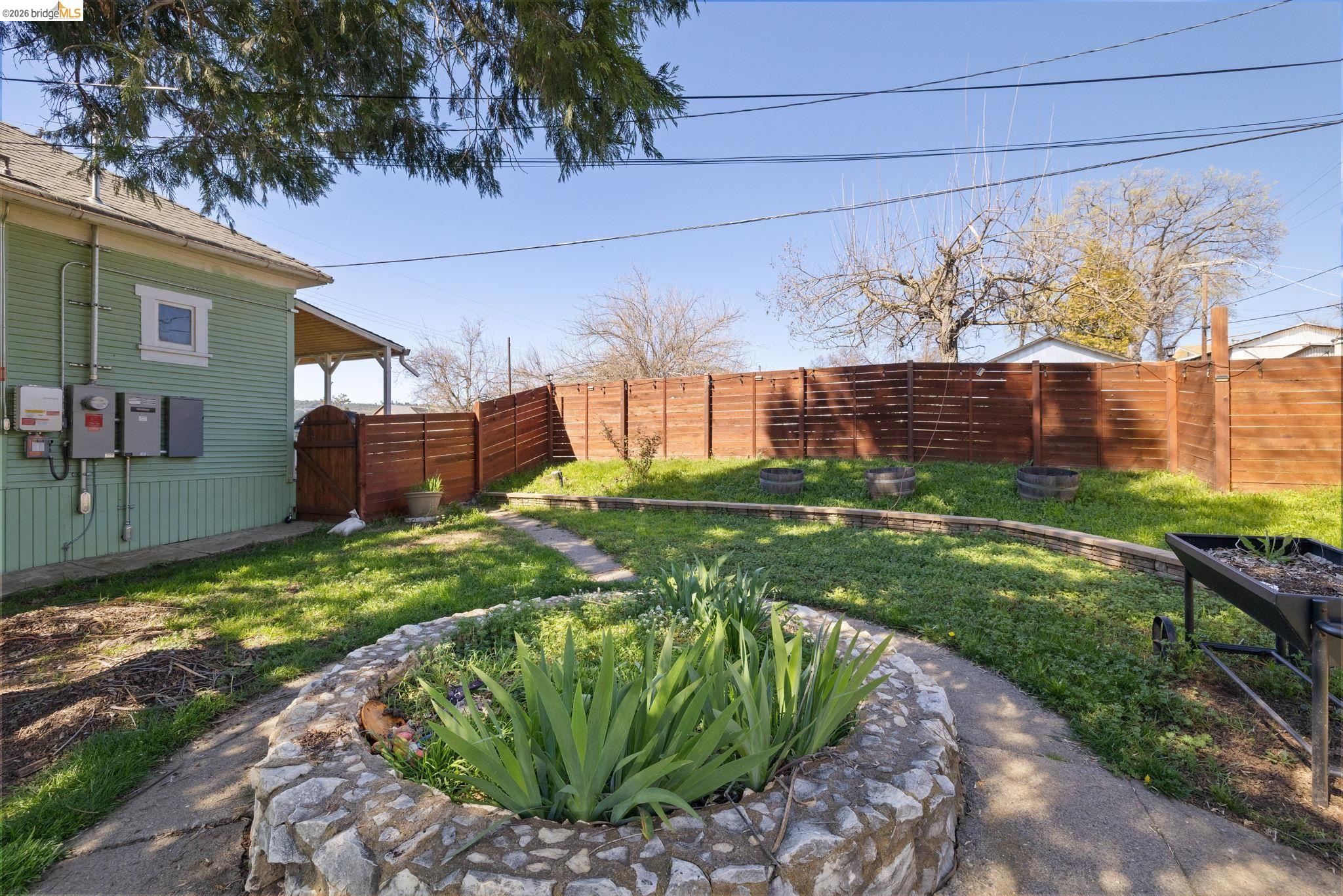 Detail Gallery Image 28 of 30 For 18445 Oak St, Tuolumne,  CA 95379 - 3 Beds | 2 Baths