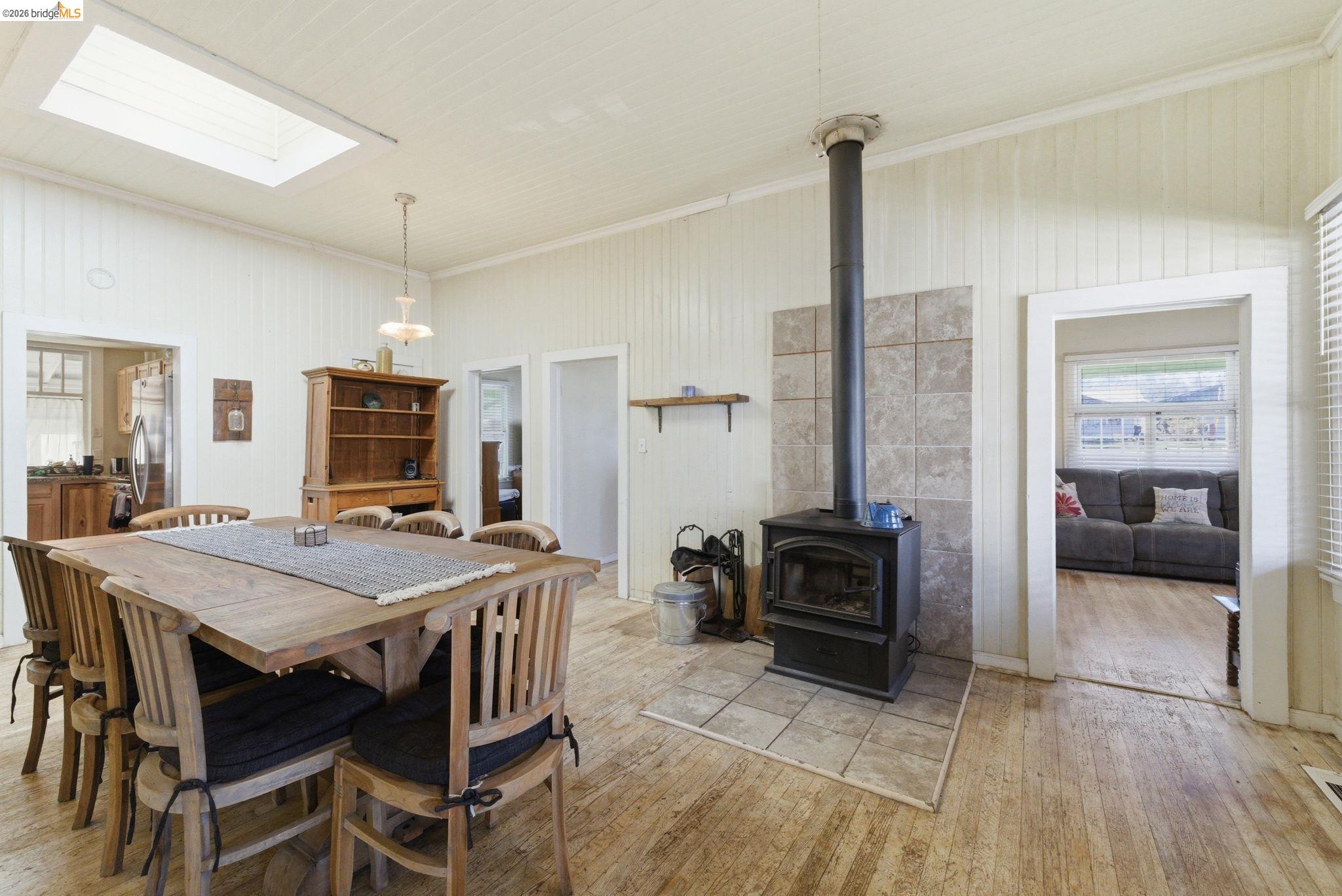 Detail Gallery Image 8 of 30 For 18445 Oak St, Tuolumne,  CA 95379 - 3 Beds | 2 Baths